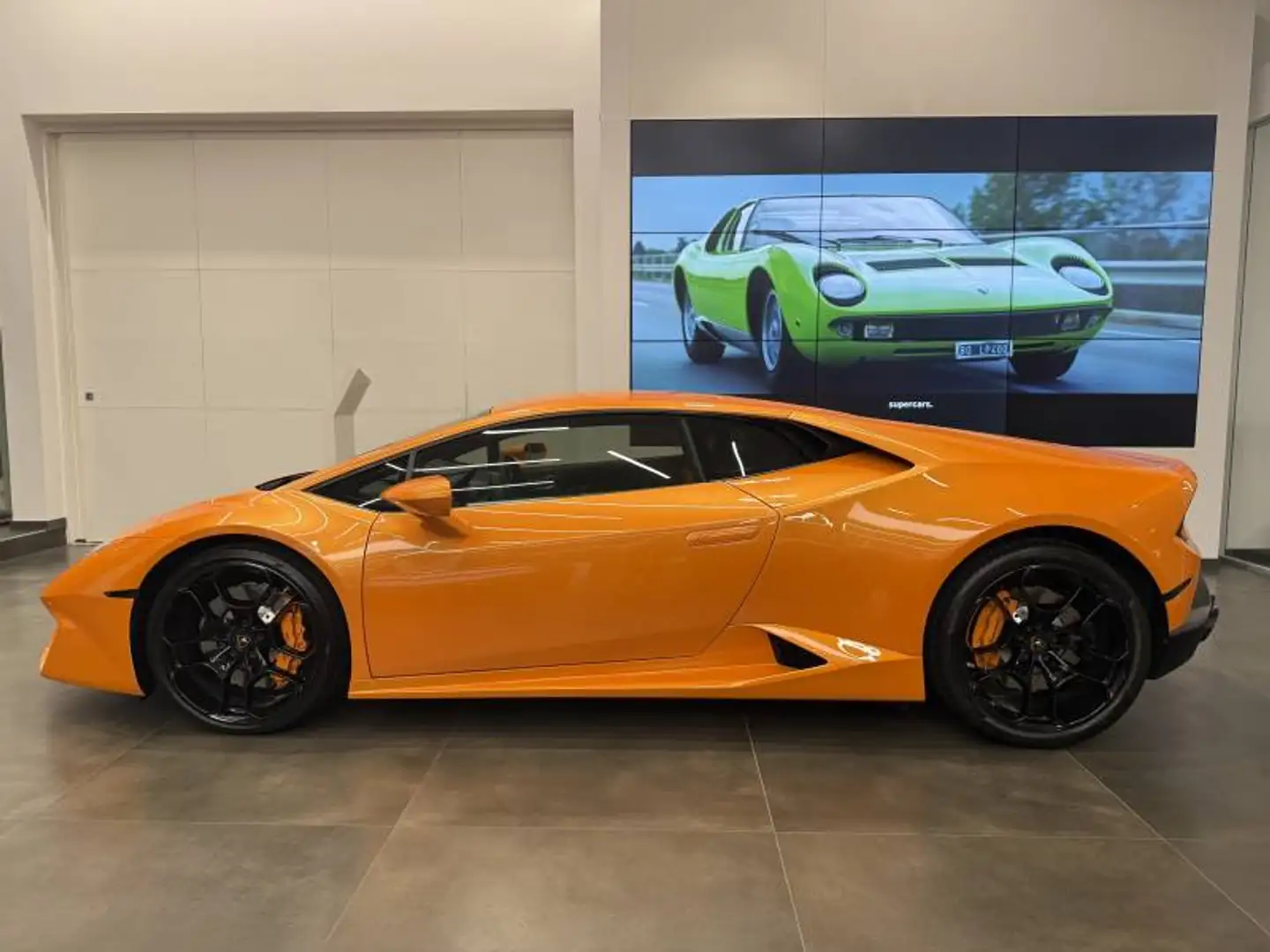Lamborghini Huracán 5.2 V10 LP 580-2 Naranja - 2