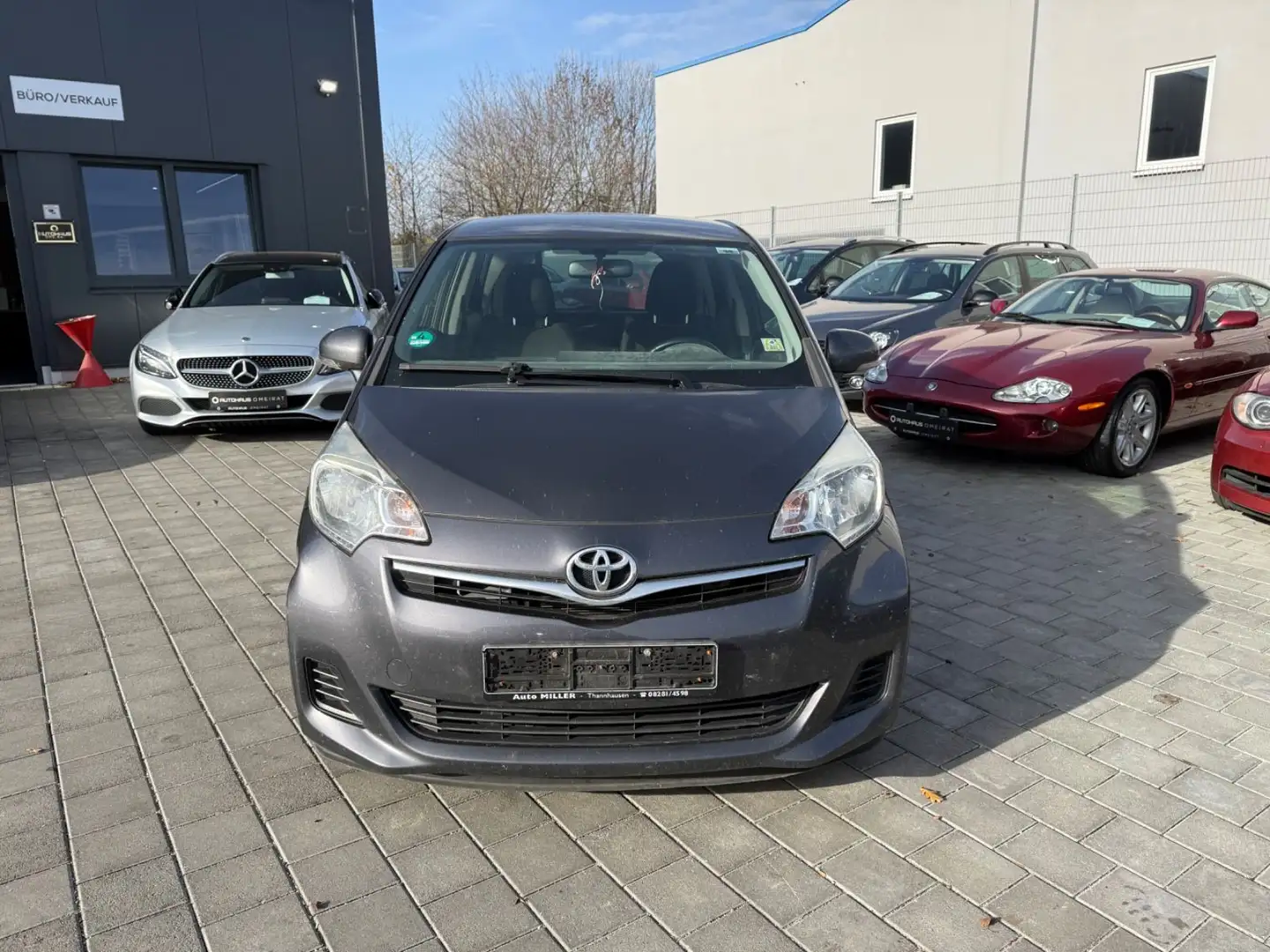 Toyota Verso-S Life R-Kamera/Klima Gris - 2