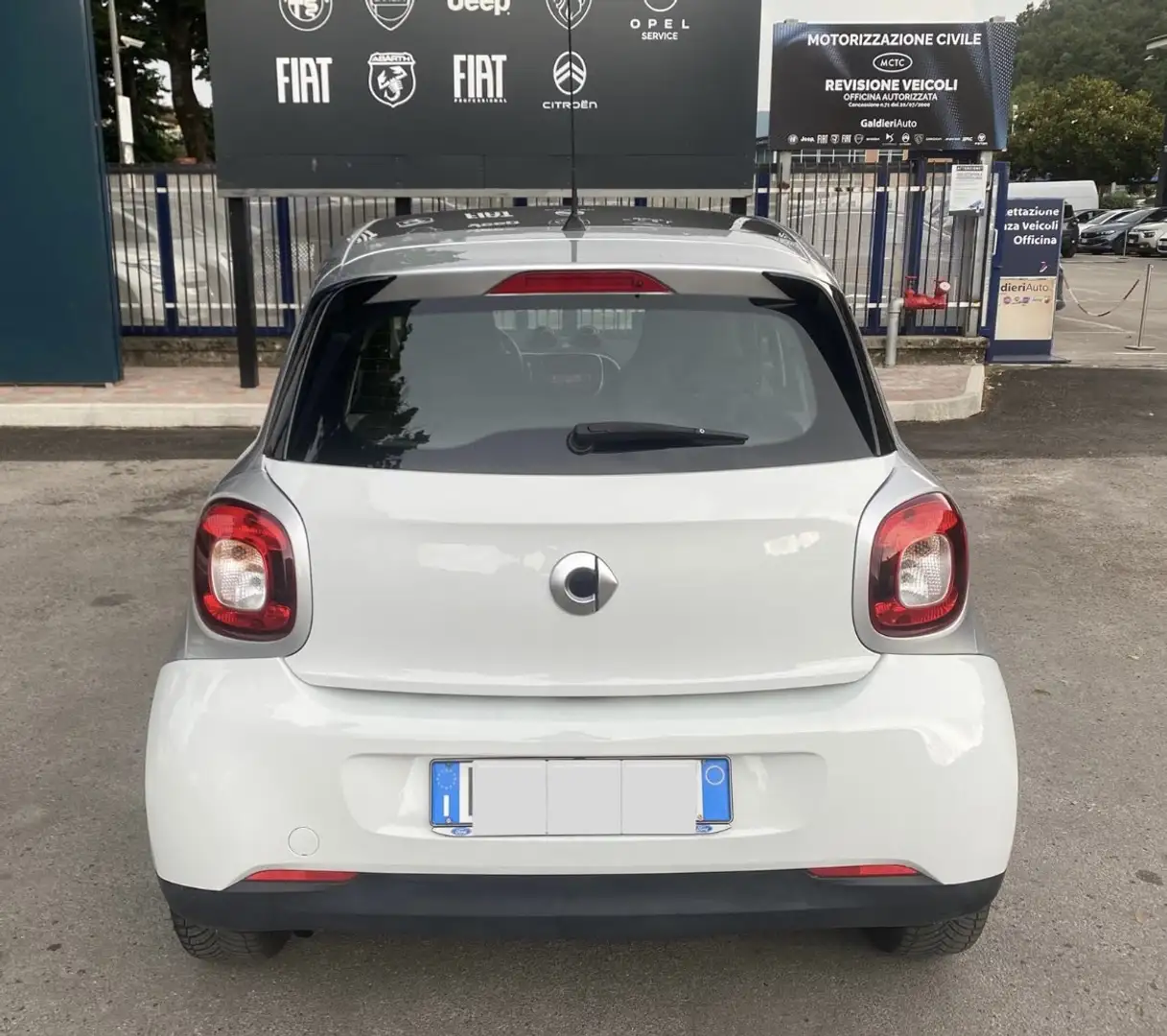 smart forFour Forfour 1.0 Brabus Style 71cv twinamic Bianco - 1