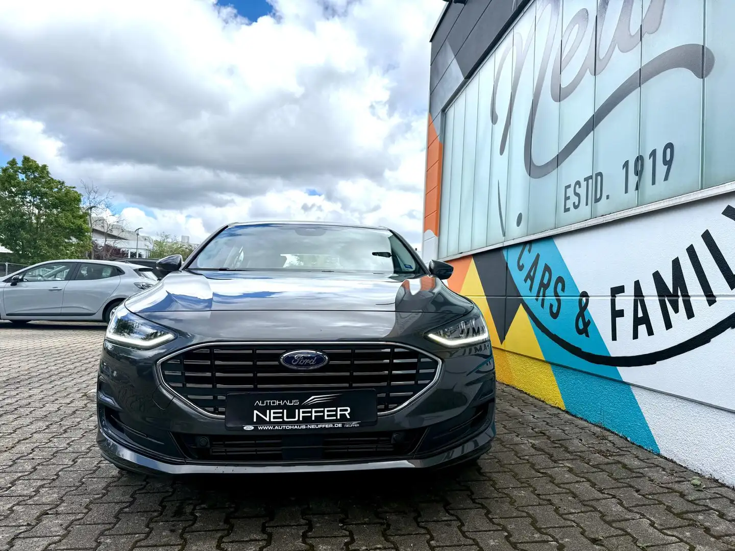 Ford Focus Titanium/LED/Pano Schiebedach Gris - 1