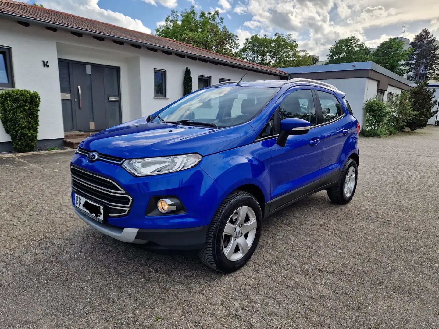 Ford EcoSport Titanium,KLIMA,8-FACH,Diesel, 1,5Tdci - 1