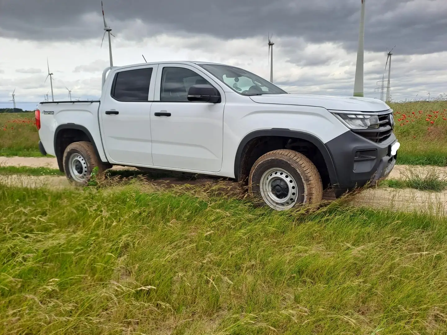 Volkswagen Amarok Amarok 4MOTION 2.0 TDI 4MOTION Белый - 2
