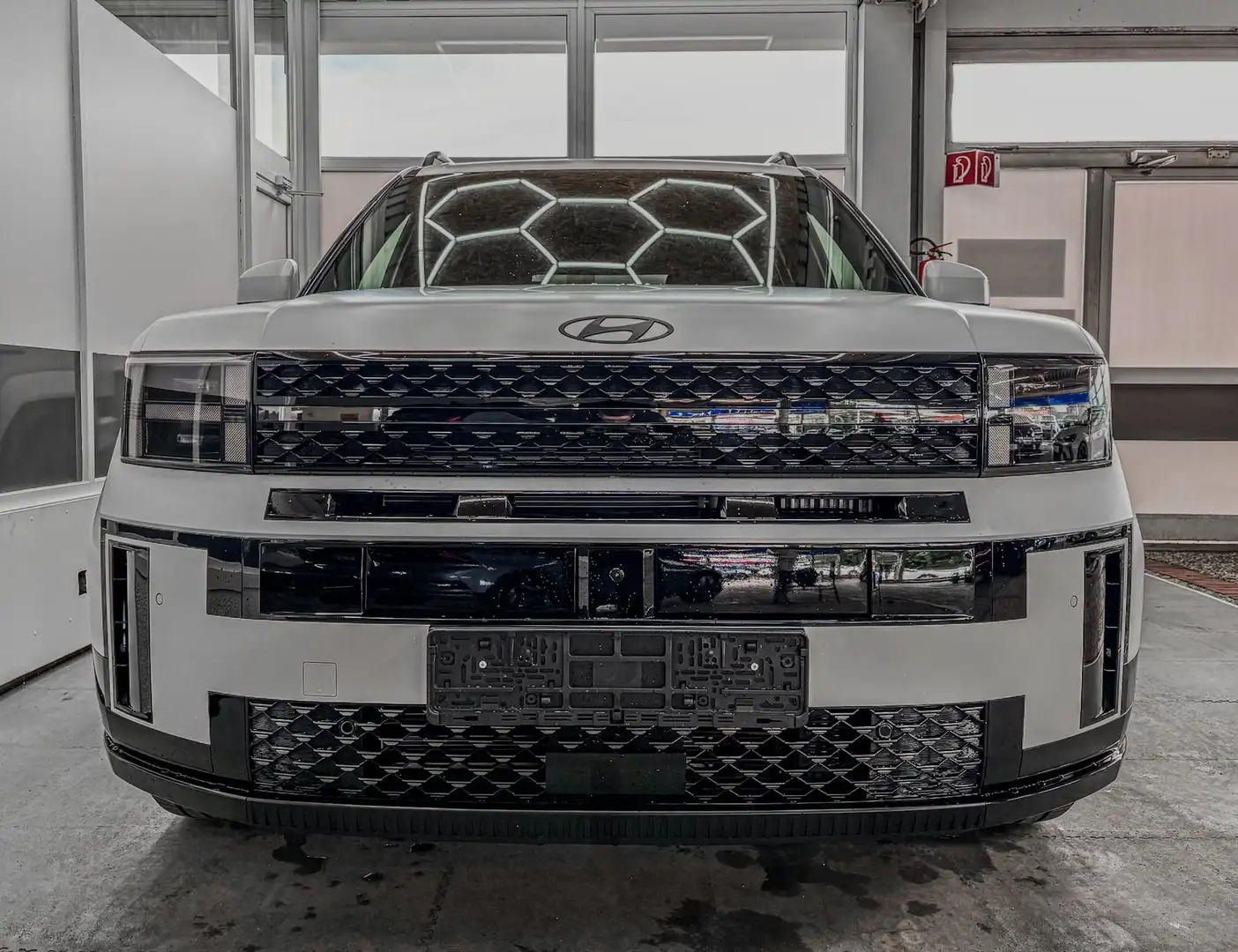 Hyundai SANTA FE IMPRESSION 4WD HEW PANO CALLIGRAPHY 1.6 T-GDI H... Weiß - 2