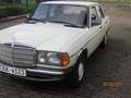 Mercedes-Benz 230 230 E mit geregelten KAT ( 51 ) - thumbnail 6