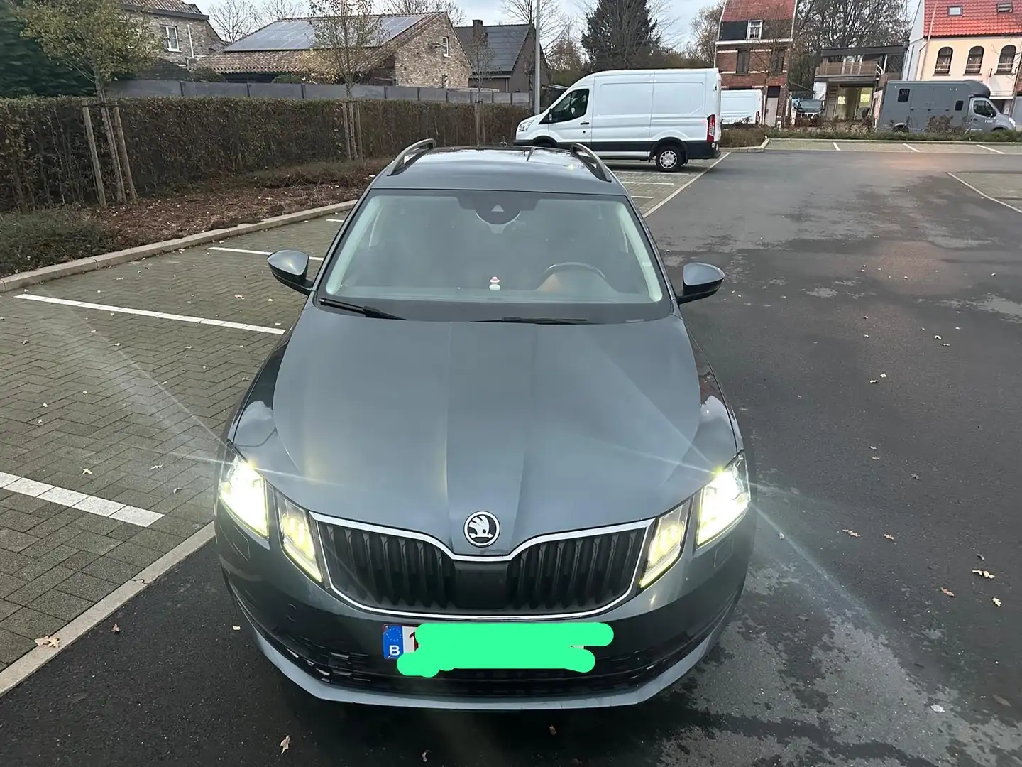 Skoda Octavia Combi 1.6 TDI DSG Ambition - 2