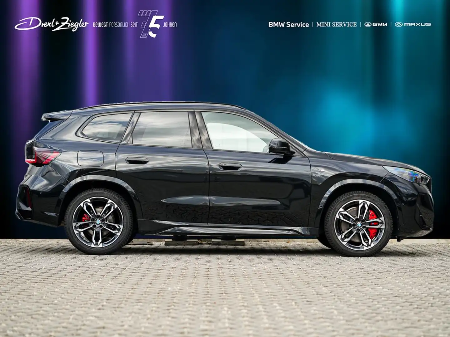 BMW X1 sDrive20i M-Sport PRO 19" AHK PANO KoZg AdLED Schwarz - 2