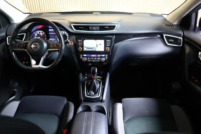 Nissan Qashqai view 2