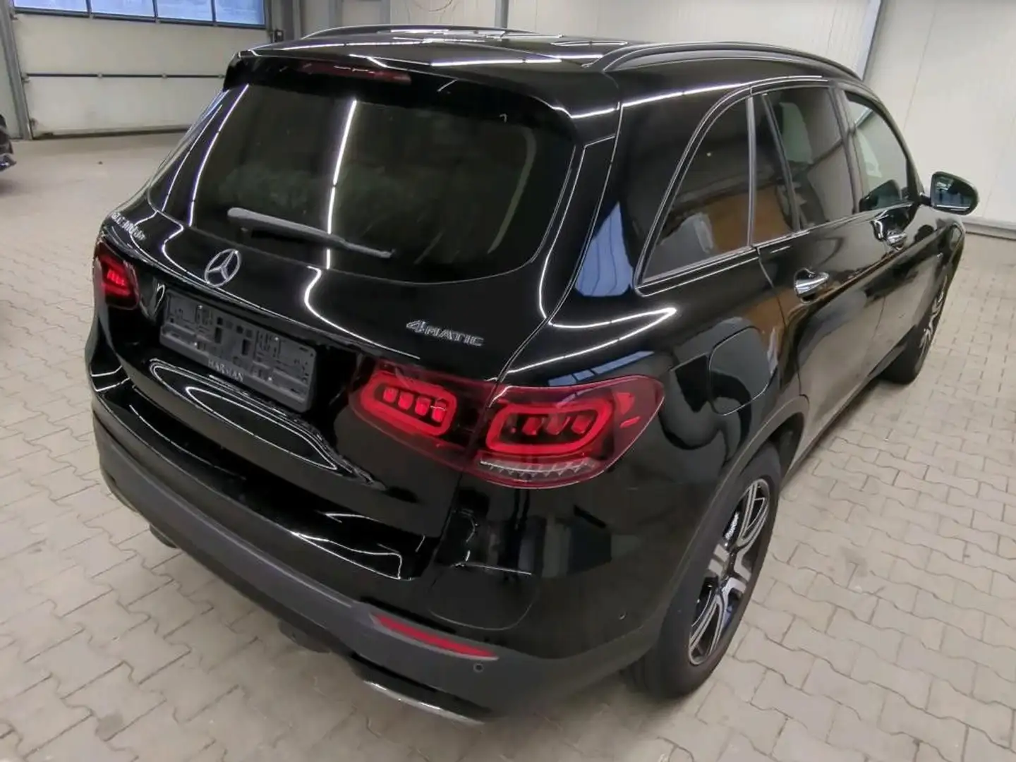 Mercedes-Benz GLC 300 de AMG 19Pano*Virtual*Sound*AHK*360*Nigh Noir - 2