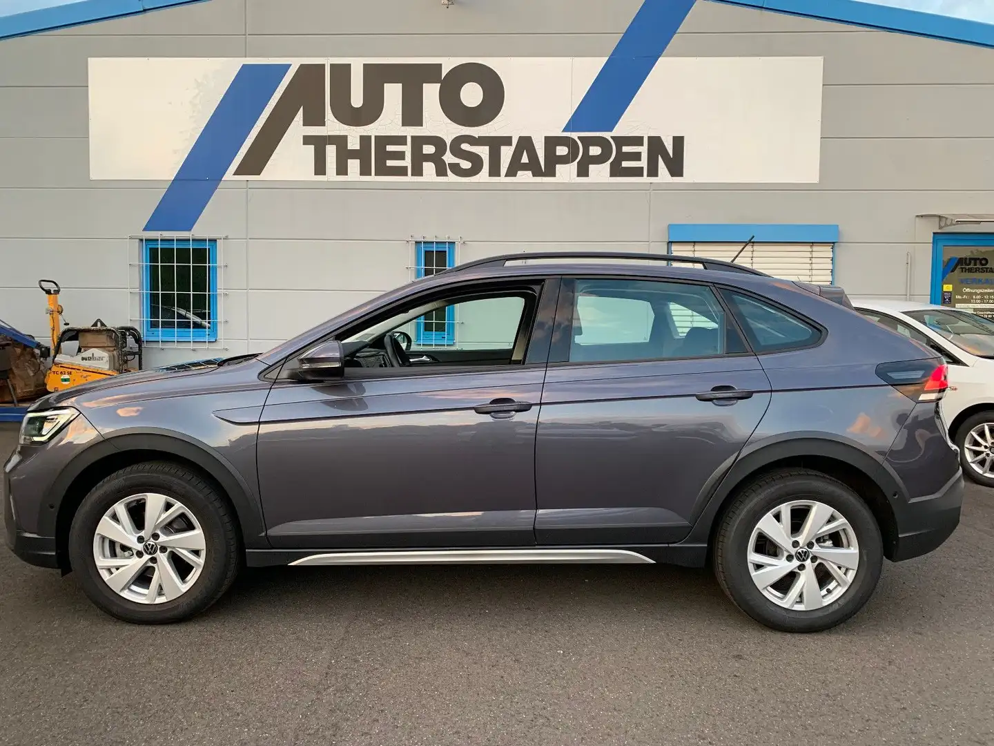 Volkswagen Taigo 110PS Life DSG Sitzh./LED/ PDC/ AppConnect Grau - 2