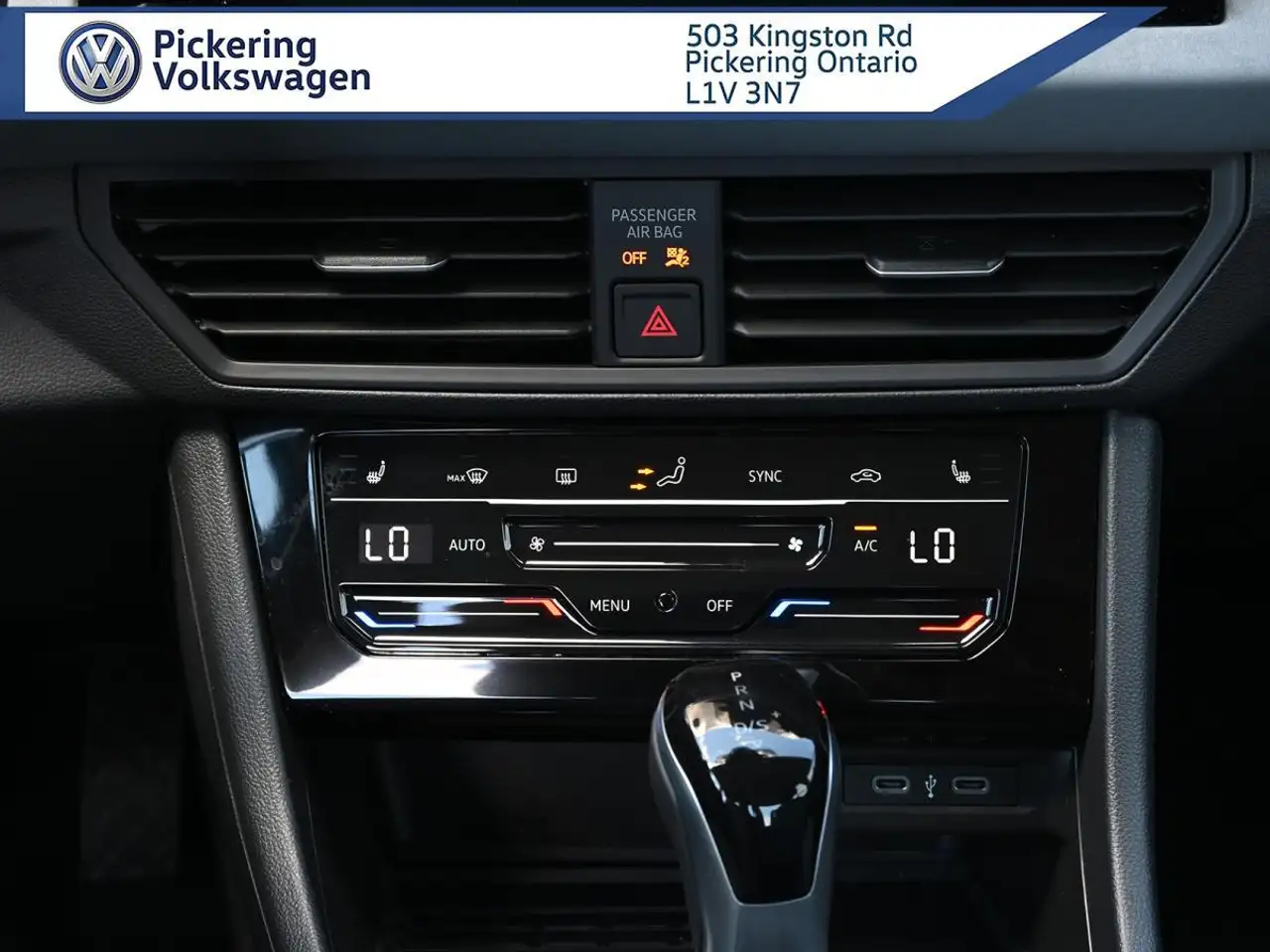 Volkswagen Jetta снимка Volkswagen Jetta