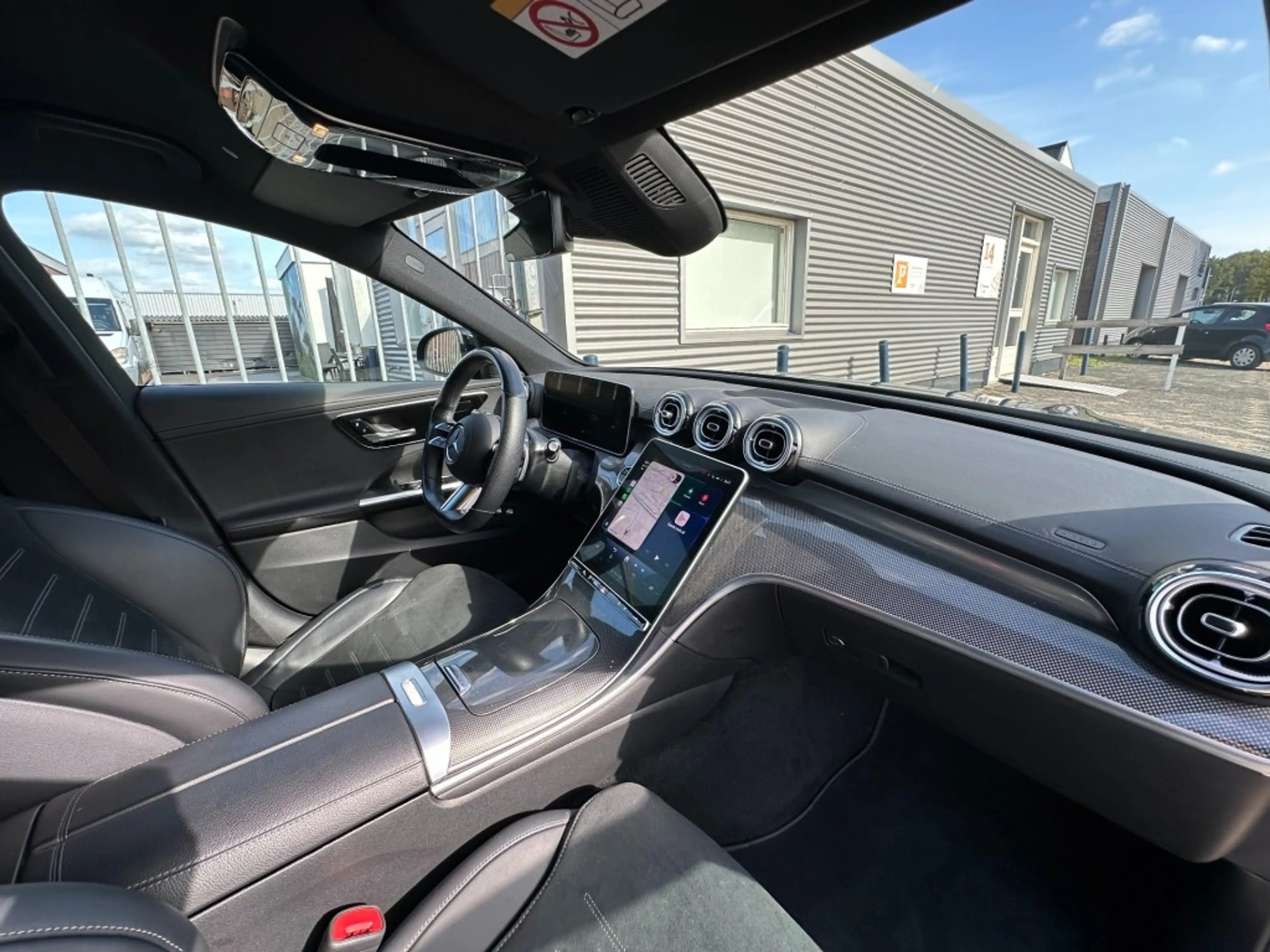 Mercedes-Benz C 300 300e AMG Line Trekhaak Camera LED Stoelverwarm — photo 21