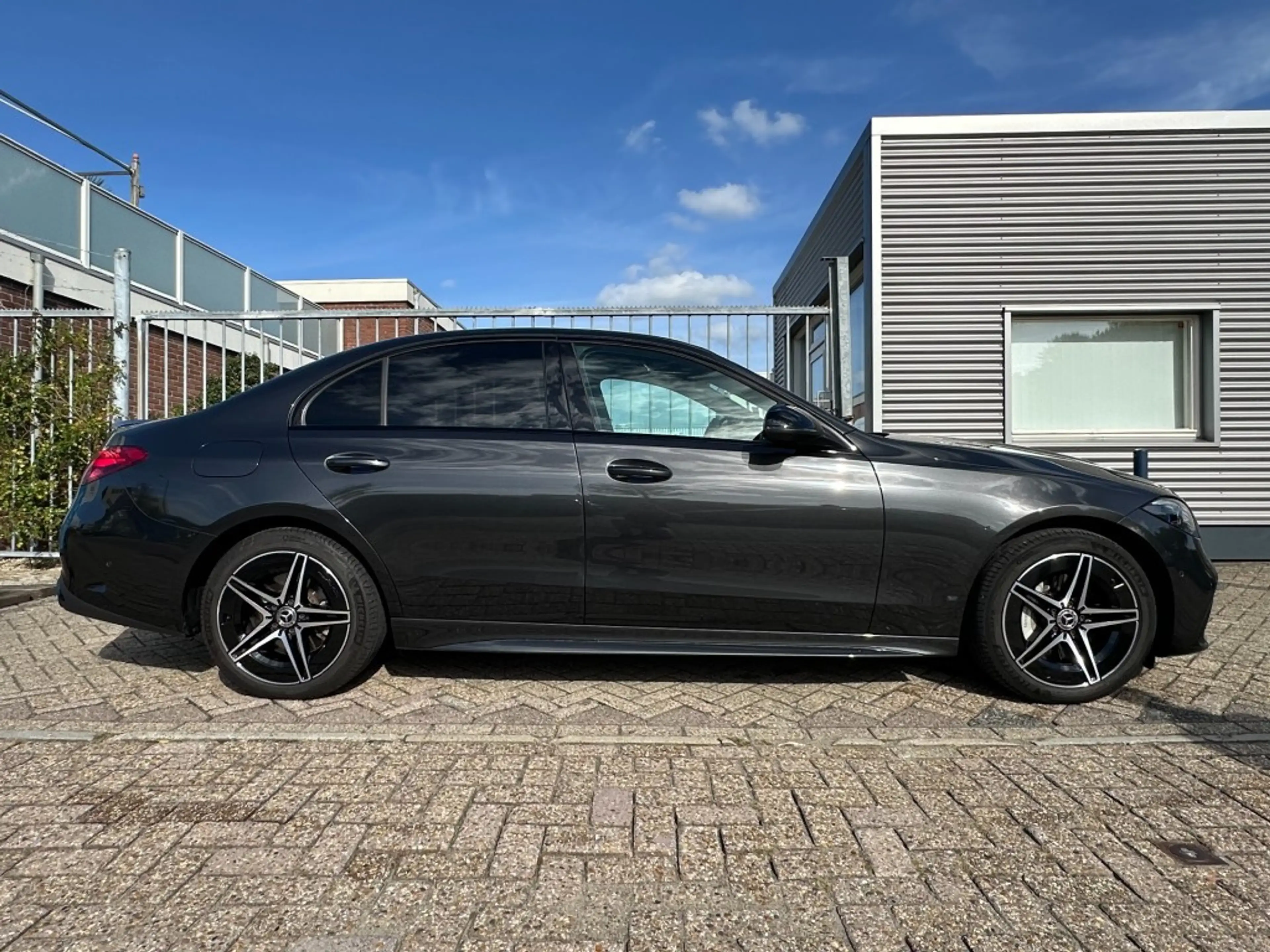 Mercedes-Benz C 300 300e AMG Line Trekhaak Camera LED Stoelverwarm — photo 25