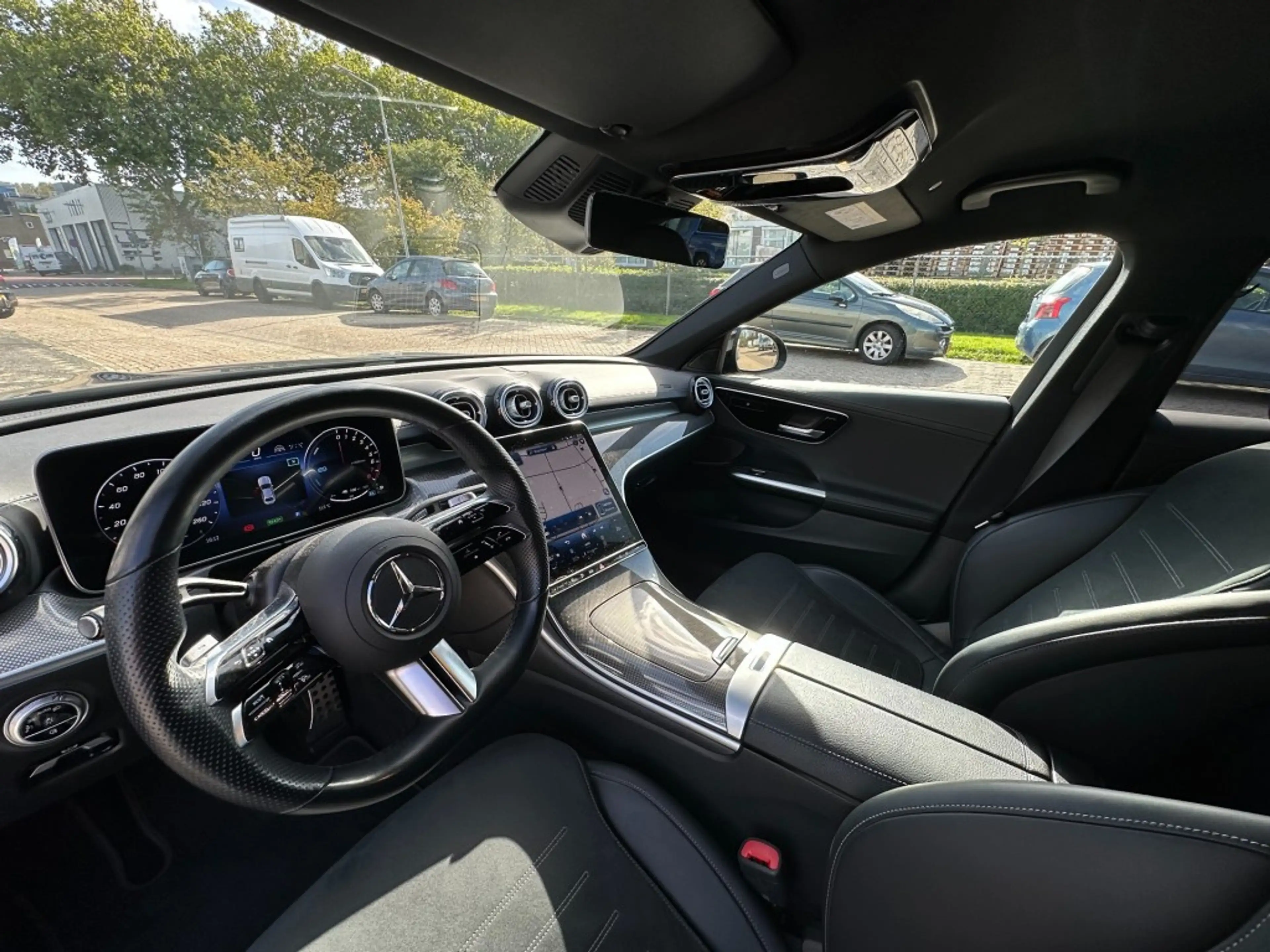 Mercedes-Benz C 300 300e AMG Line Trekhaak Camera LED Stoelverwarm — photo 4