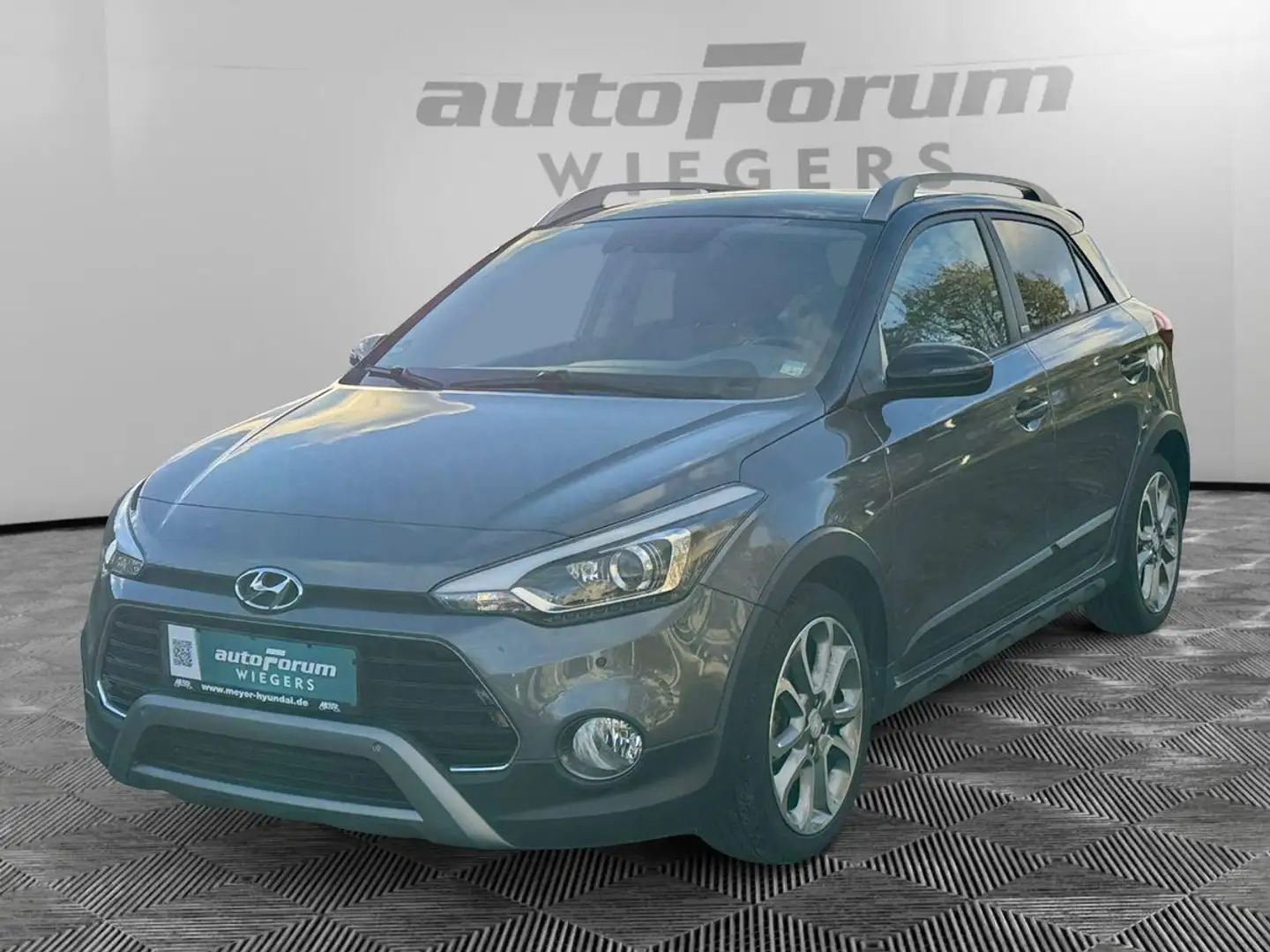 Hyundai i20 Active 1.0 Style Navi+Kamera+SHZ Grau - 2