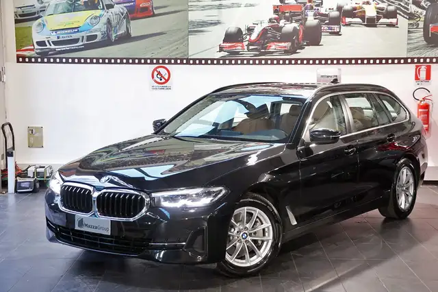 BMW 530 i 48V xDrive Touring Business - PELLE COGNAC/ADAS