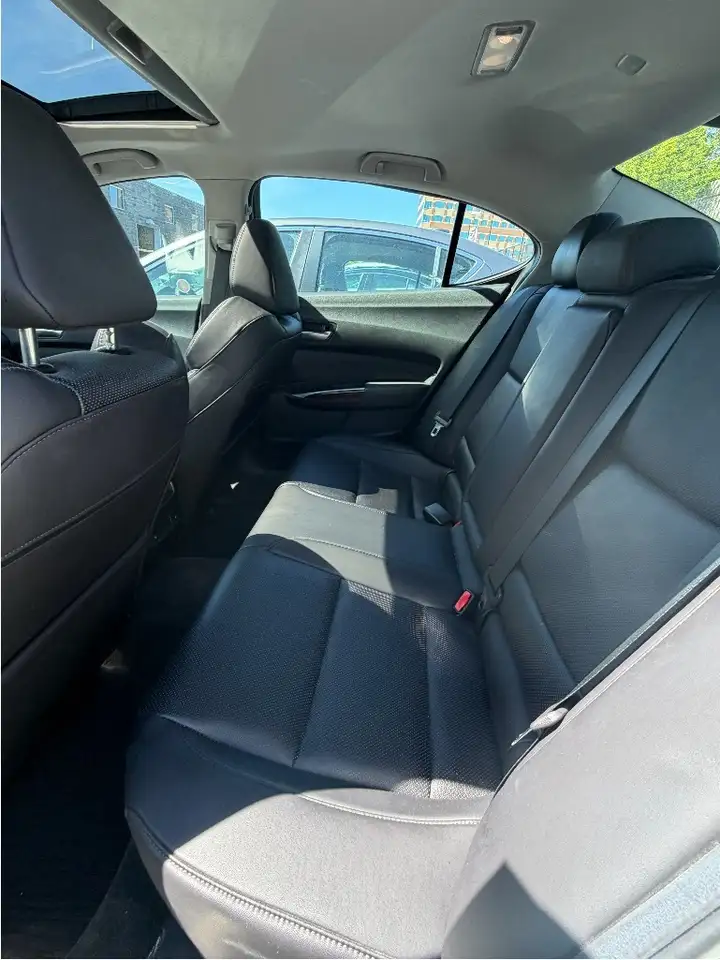 Acura TLX снимка Acura TLX