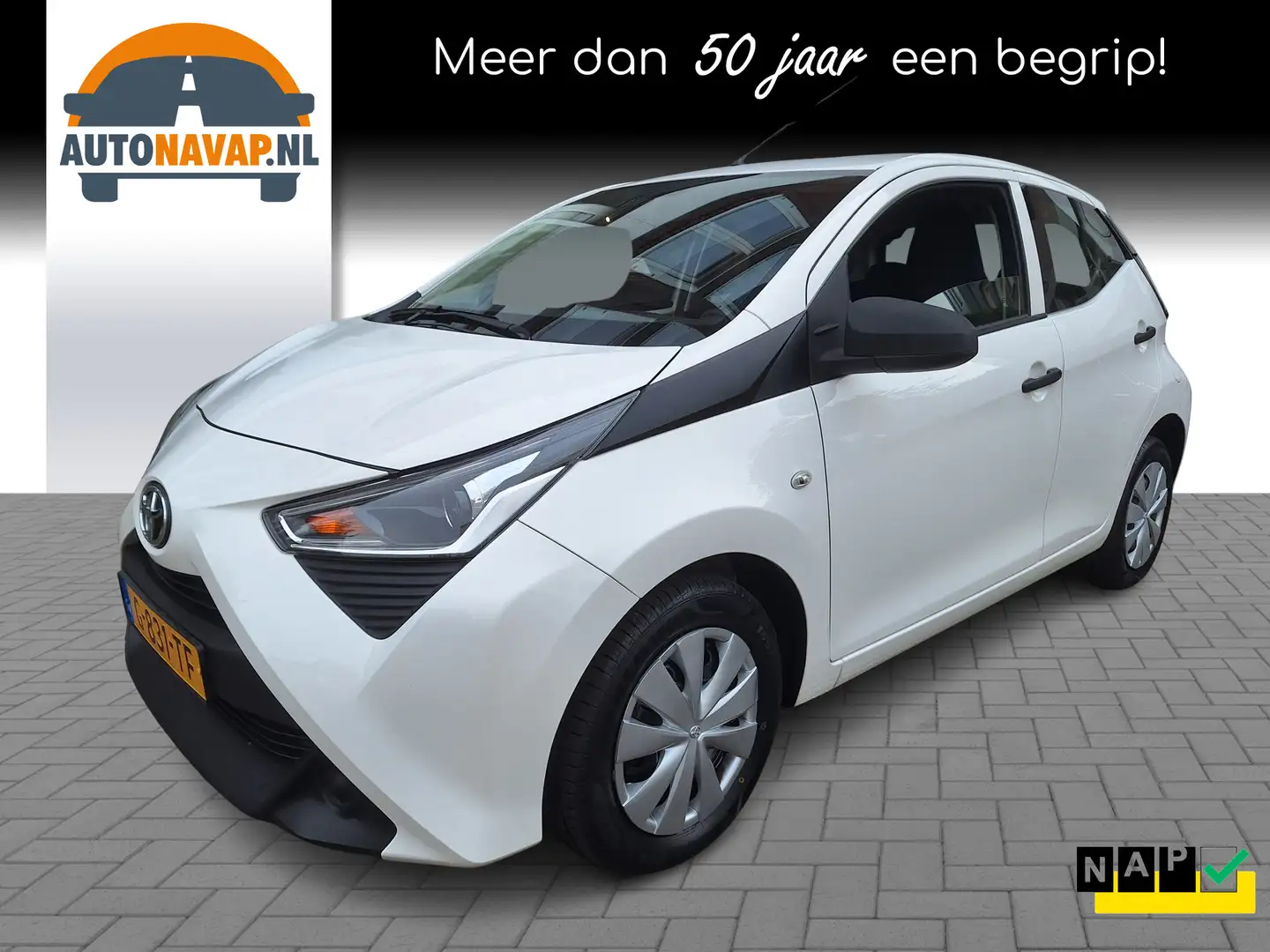 Toyota Aygo 1.0 VVT-i X-Fun 5Drs /Airco/Bluetooth/Led/Garantie Wit - 1