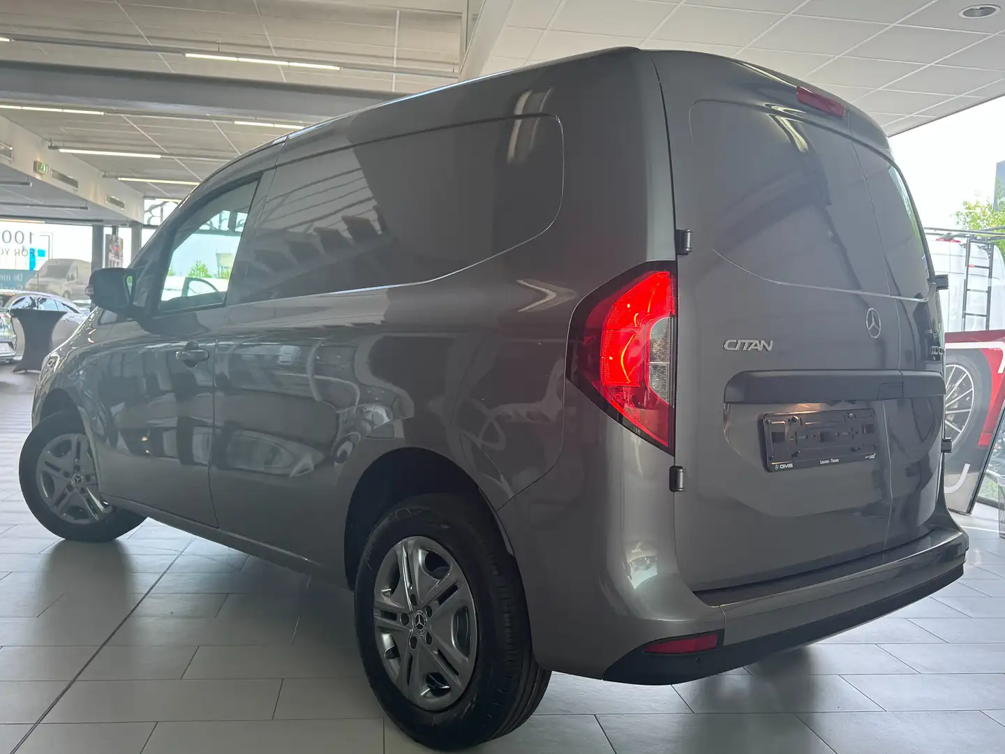 Mercedes-Benz Citan pro / 21.927+BTW / driezit / Gris - 2