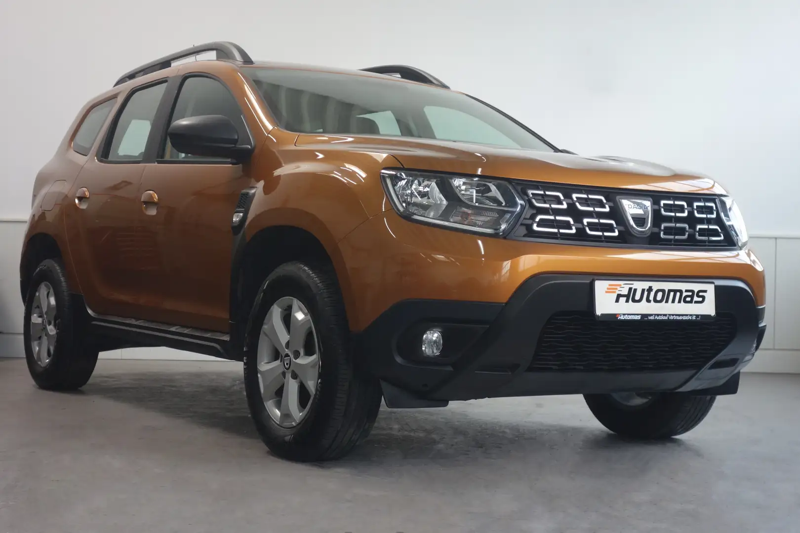 Dacia Duster Comfort LPG Klima SHZ PDC TM Alu Orange - 2