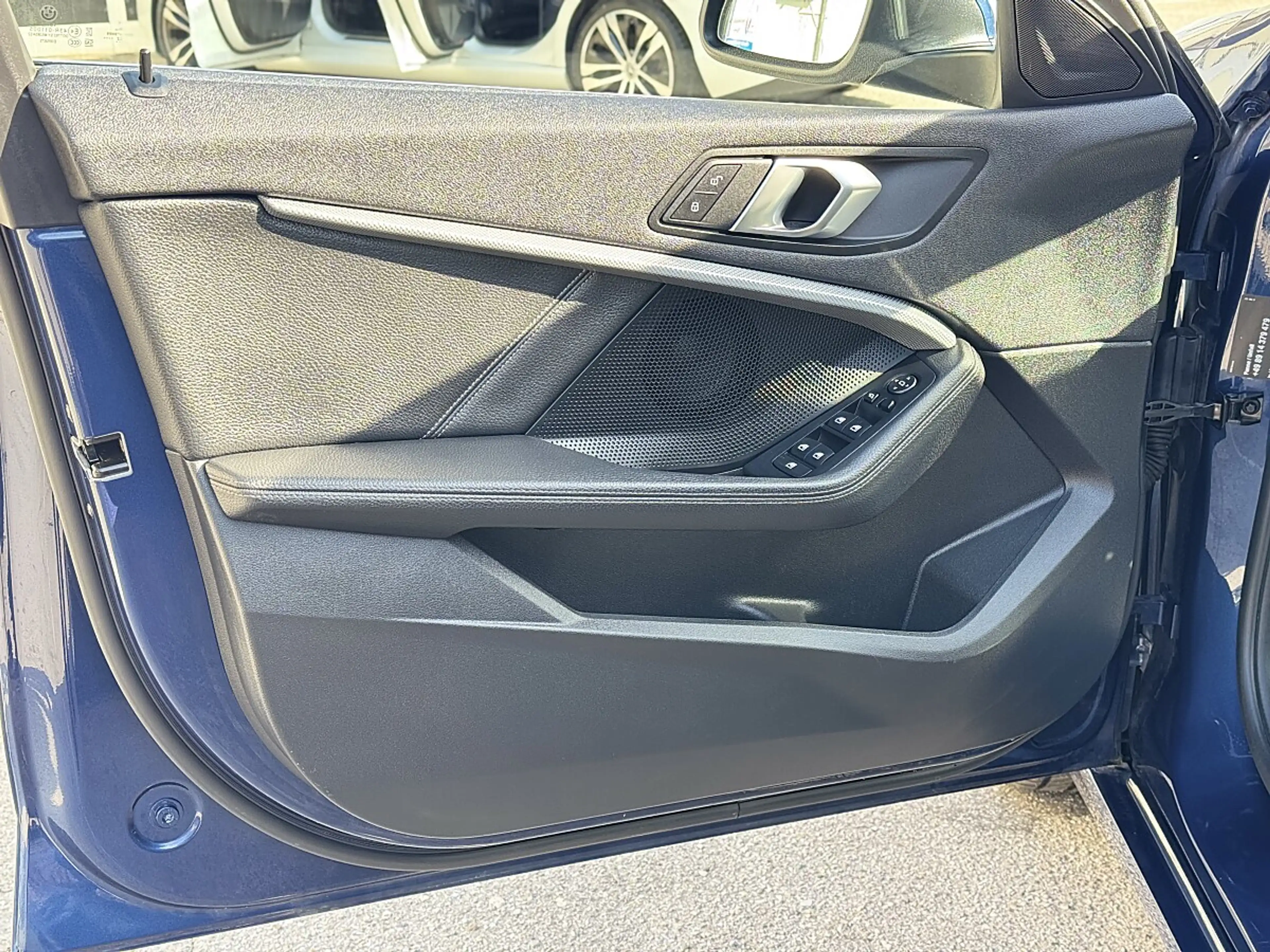 BMW 118 d Advantage Sport Aut.+Navi+Kamera+Leder+AHK+LED — photo 14
