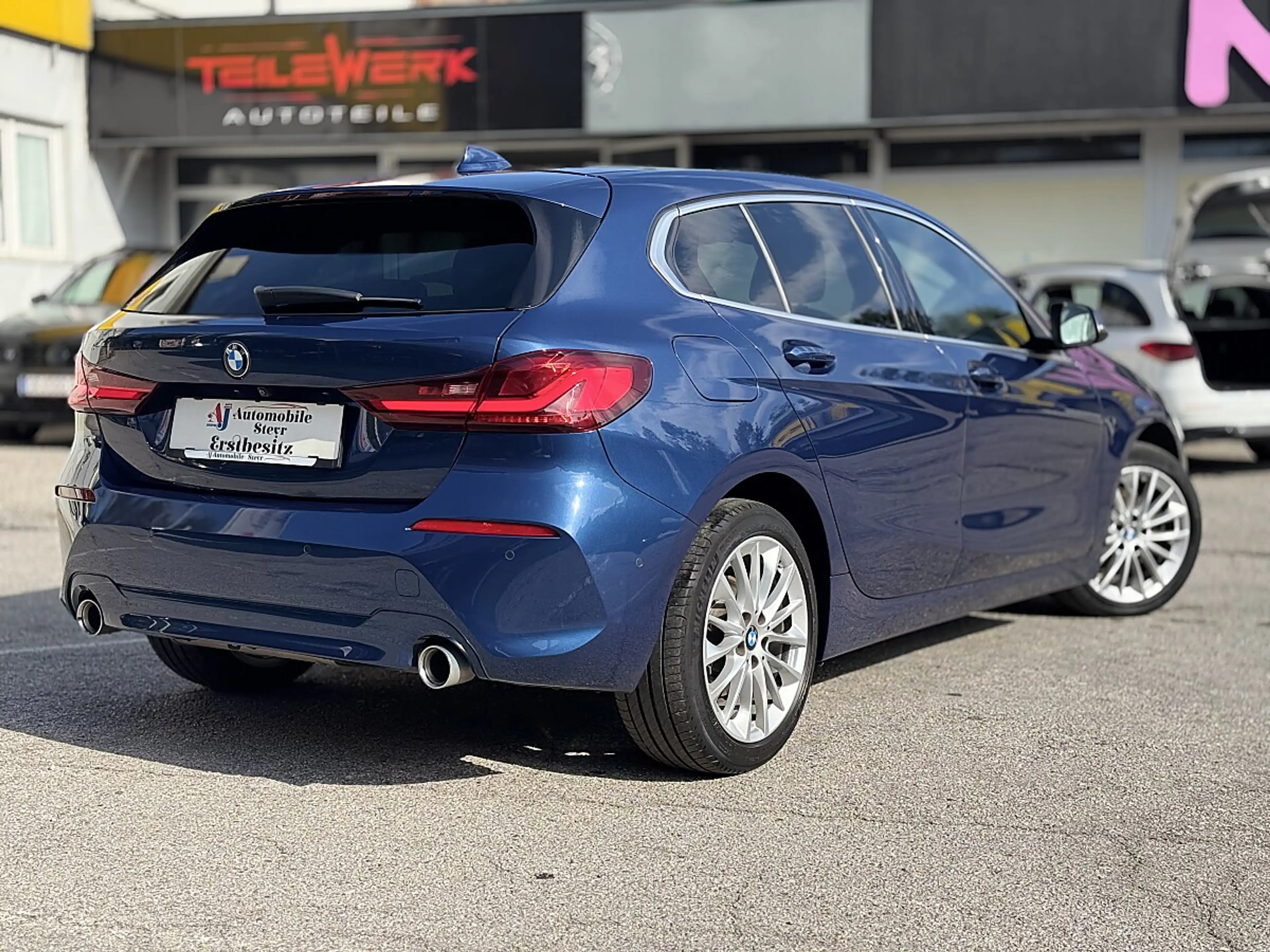 BMW 118 d Advantage Sport Aut.+Navi+Kamera+Leder+AHK+LED — photo 7