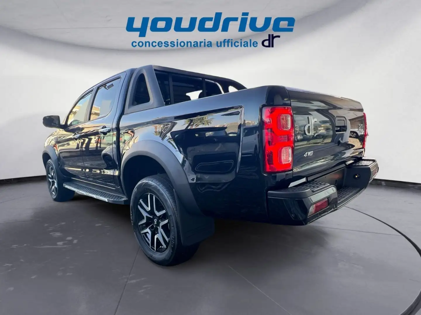 DR Automobiles PK8 Pickup Diesel Cool Wuv Schwarz - 2