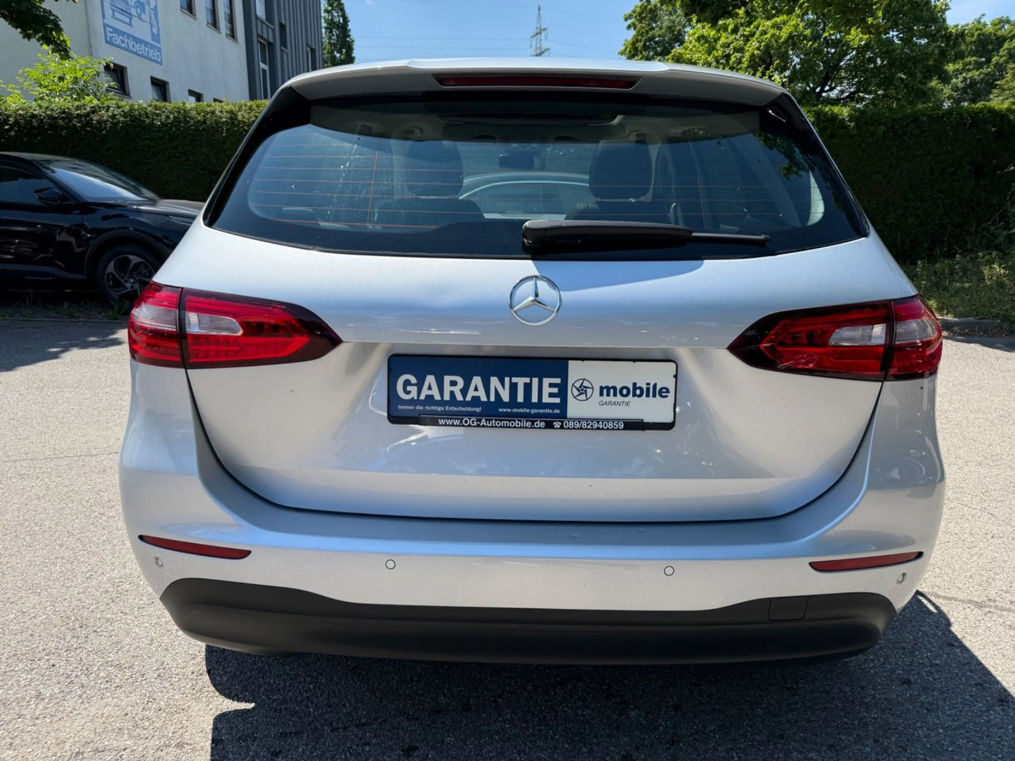 Mercedes-Benz B 220 d AUT~Kam~Pano~MBUX~PDC~Spur~ — photo 4