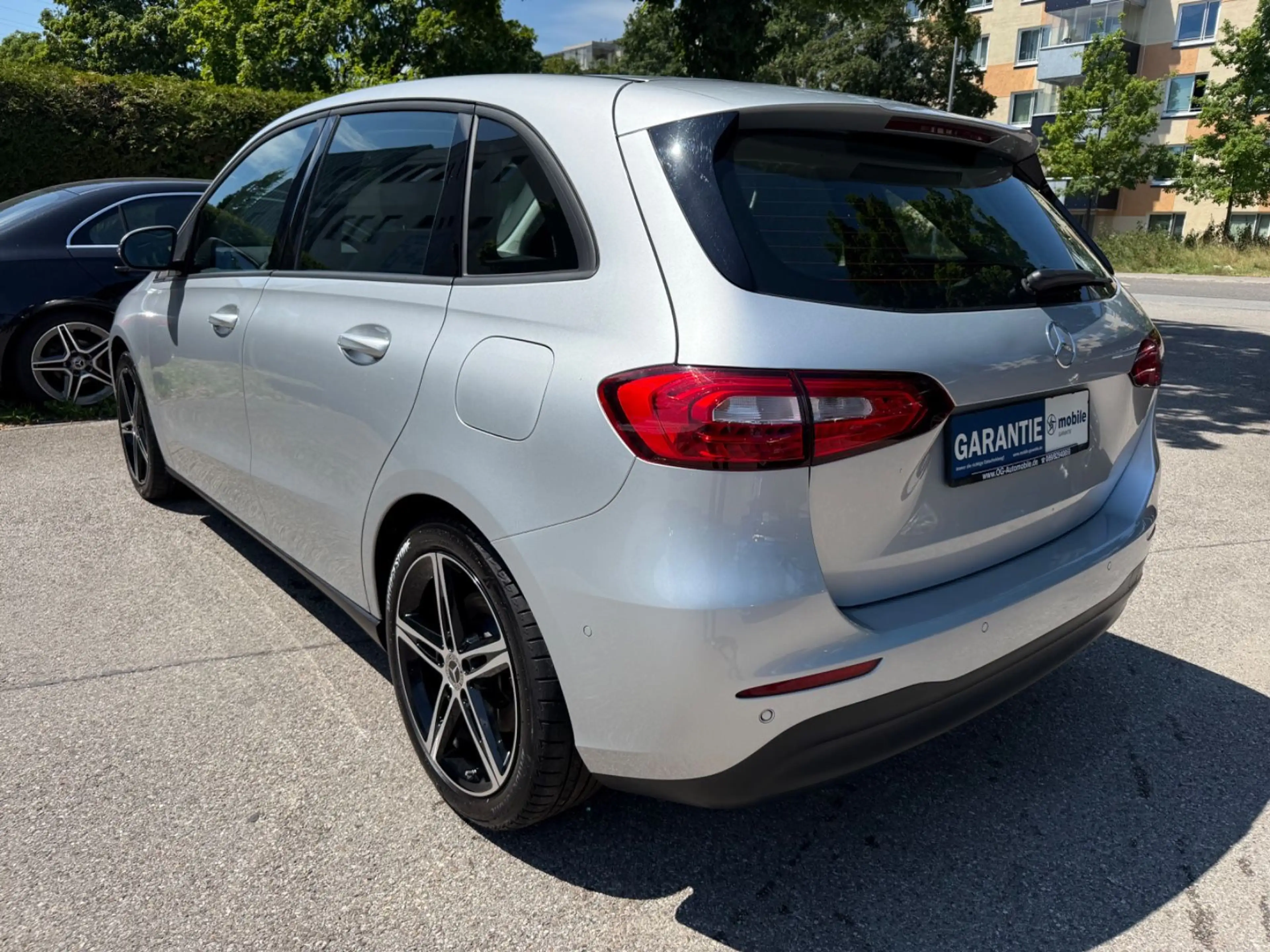 Mercedes-Benz B 220 d AUT~Kam~Pano~MBUX~PDC~Spur~ — photo 3