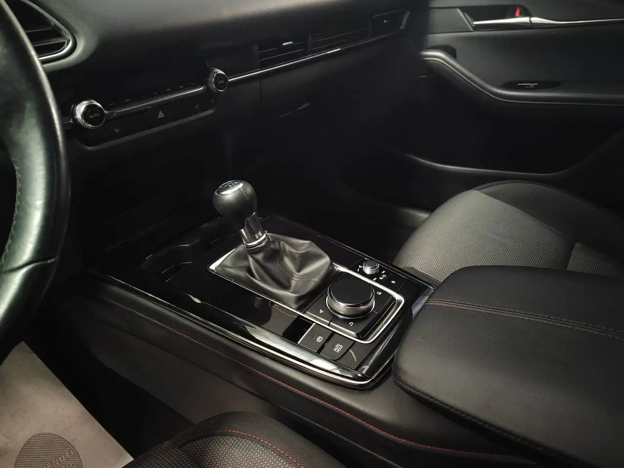 Mazda CX-30 2.0 Mild Hybrid Homura 2wd 122cv 6mt, миниатюра 10