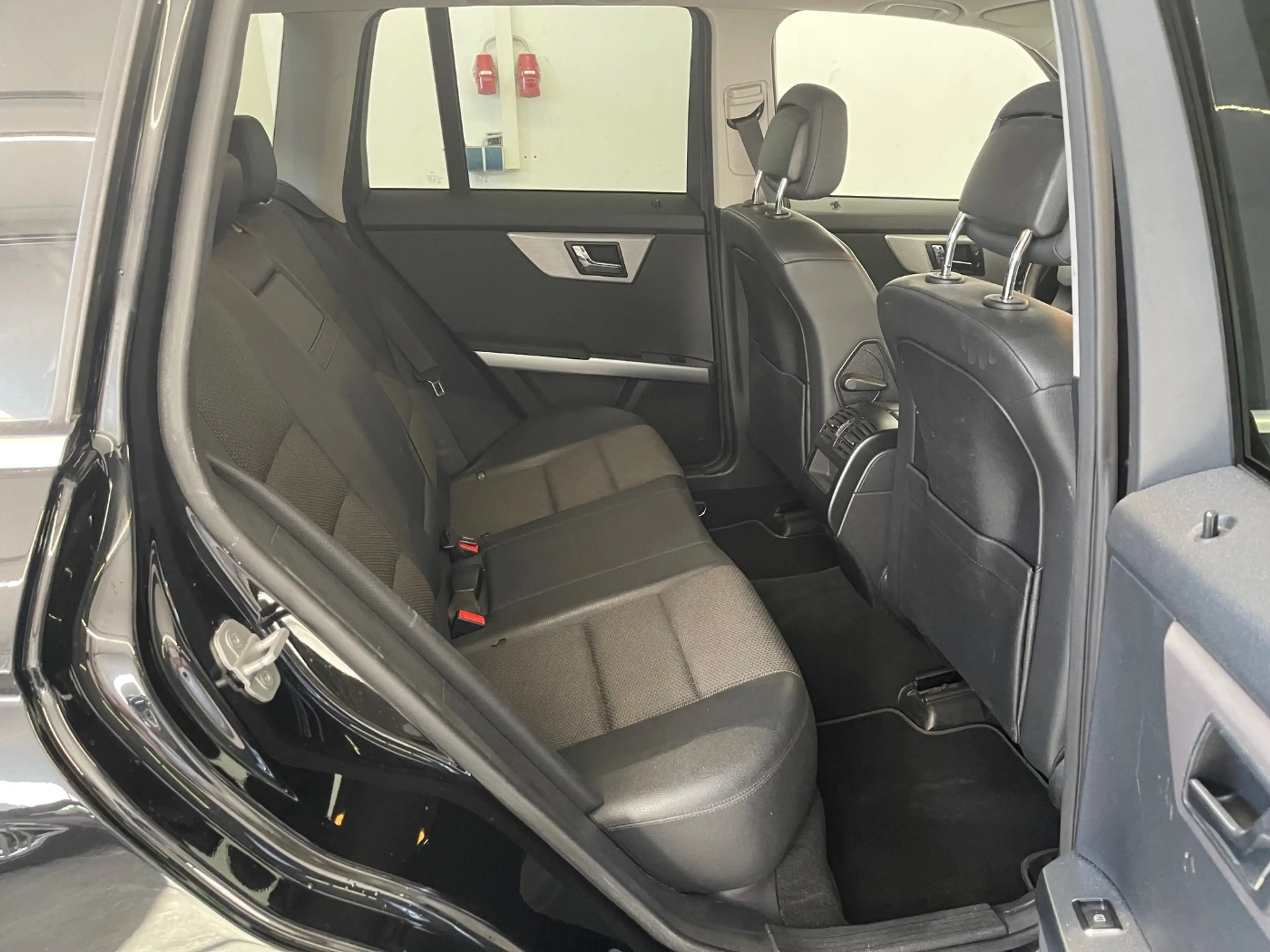 Mercedes-Benz GLK 220 CDI BlueEfficiency 4Matic AHK+SHZ+KlimaA — photo 11