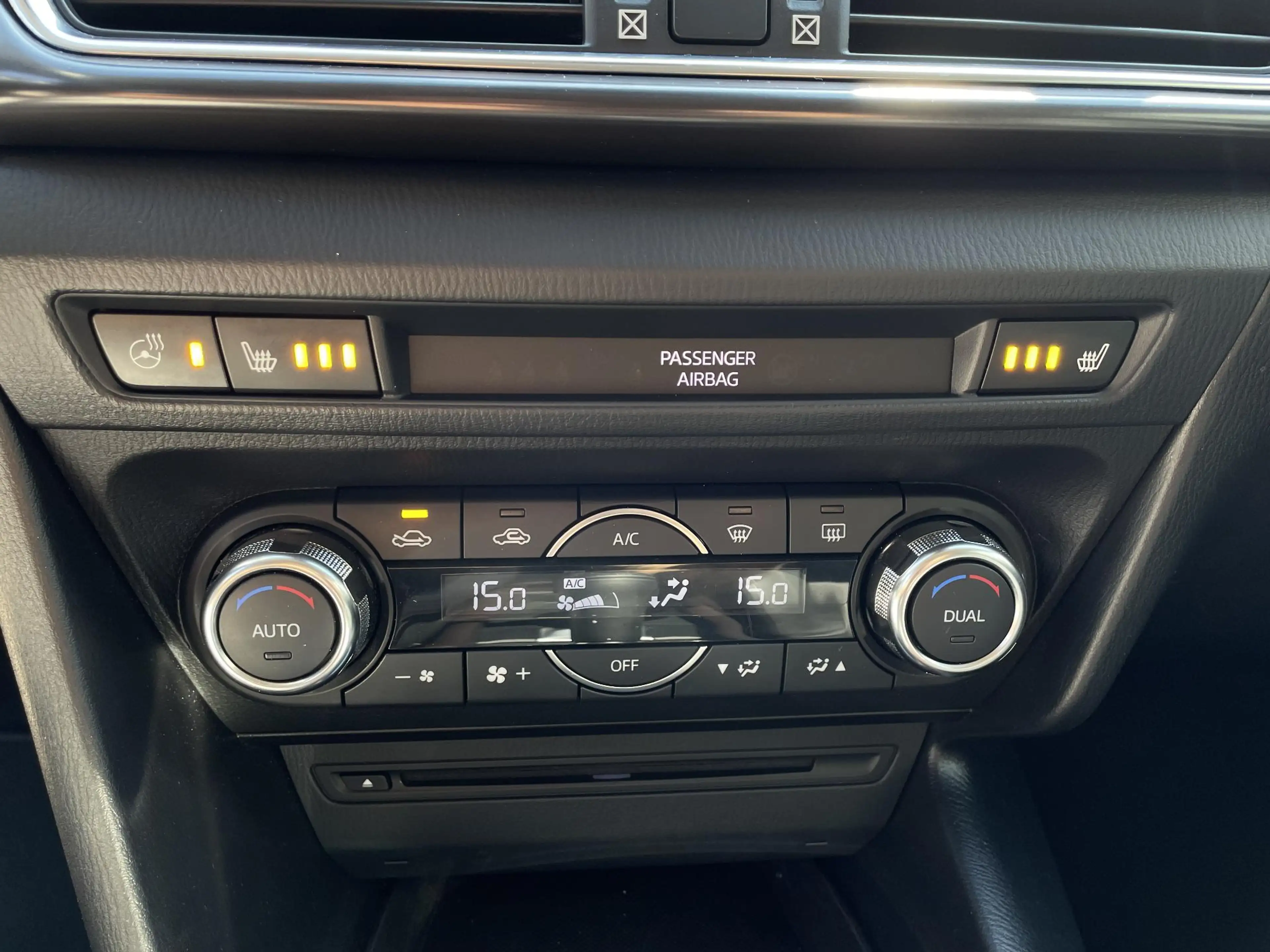 Mazda 3 2.0 SkyActiv-G 120 GT-M , Navi, Leder, Adap.Cruise — photo 19