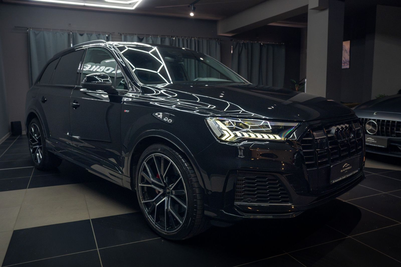 Audi Q7 55 TFSI PANO*AHK*MATRIX*360 — photo 4