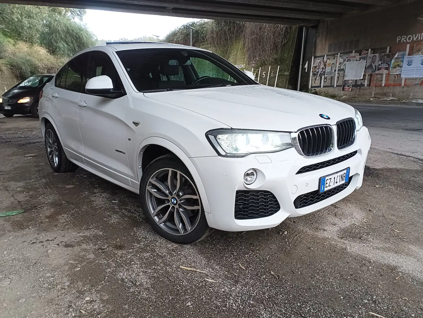 BMW X4 X4 xdrive20d Msport FULL OPTIONAL KM CERTIFICATI Bianco - 2