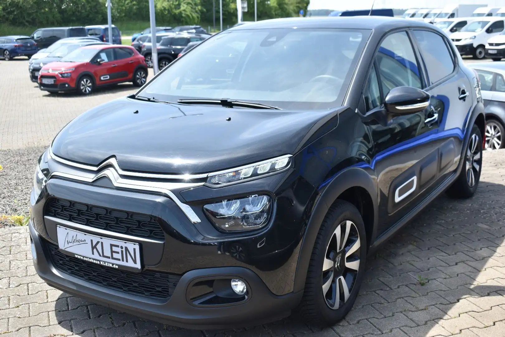 Citroen C3 Max 110 automatik *NAVI*LED*CARPLAY*KAMERA* Schwarz - 2