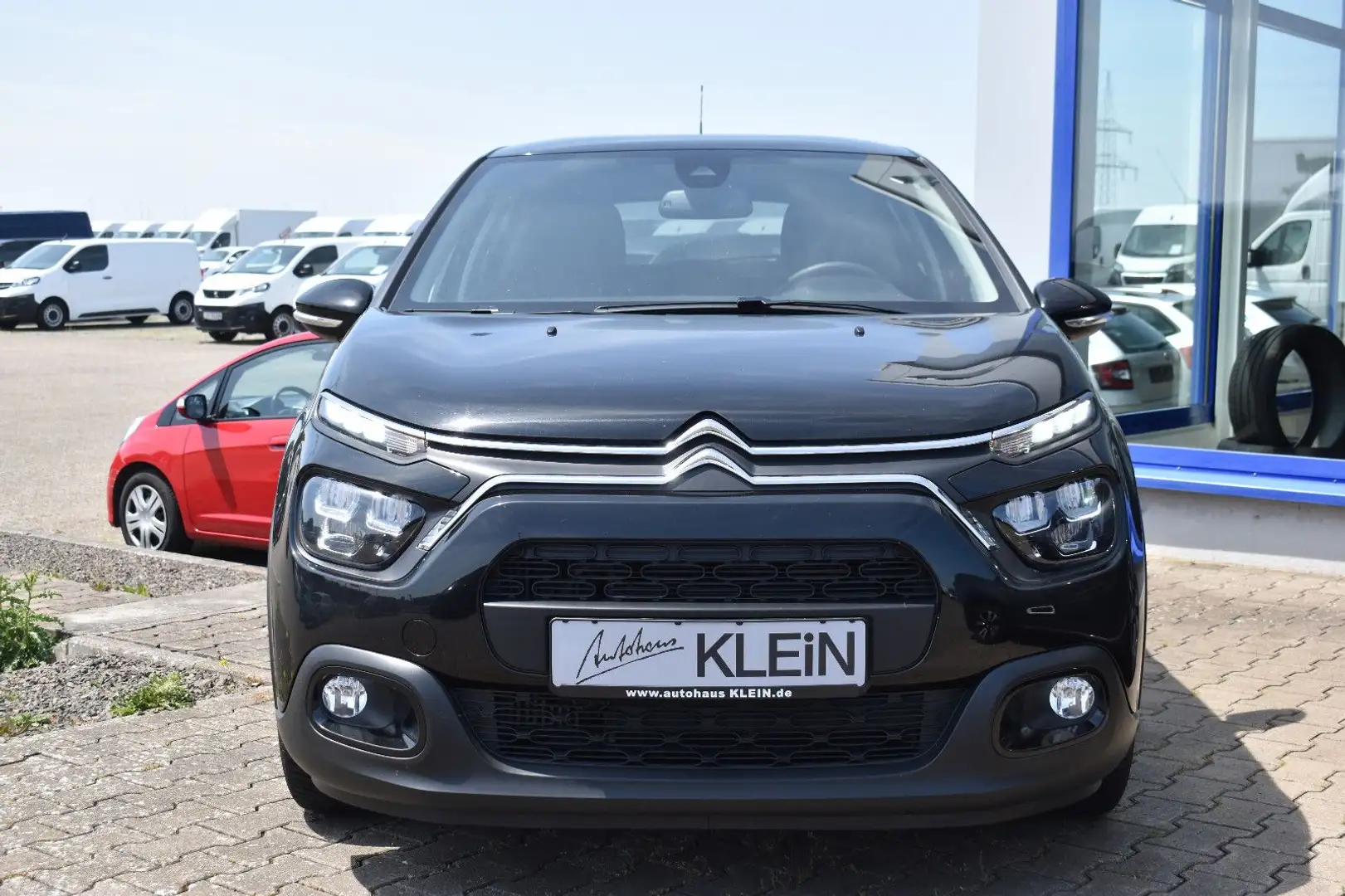 Citroen C3 Max 110 automatik *NAVI*LED*CARPLAY*KAMERA* Schwarz - 1