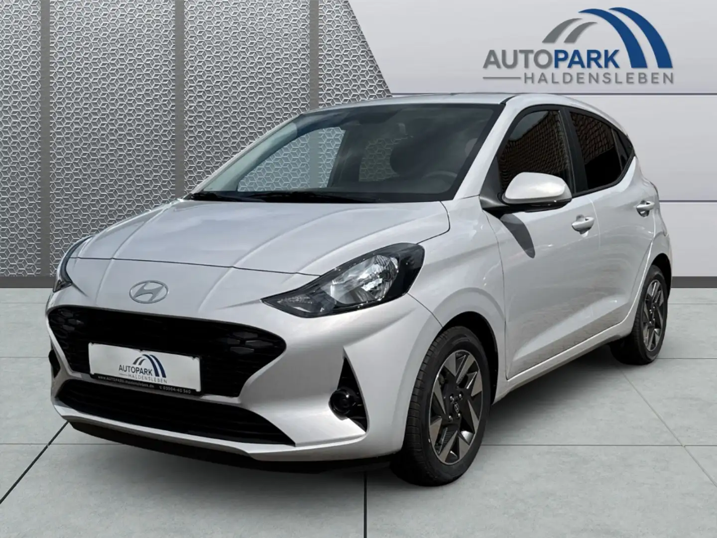 Hyundai i10 GO PLUS 1.0 AT Navi CarPlay Android Auto Klimaauto Gris - 1