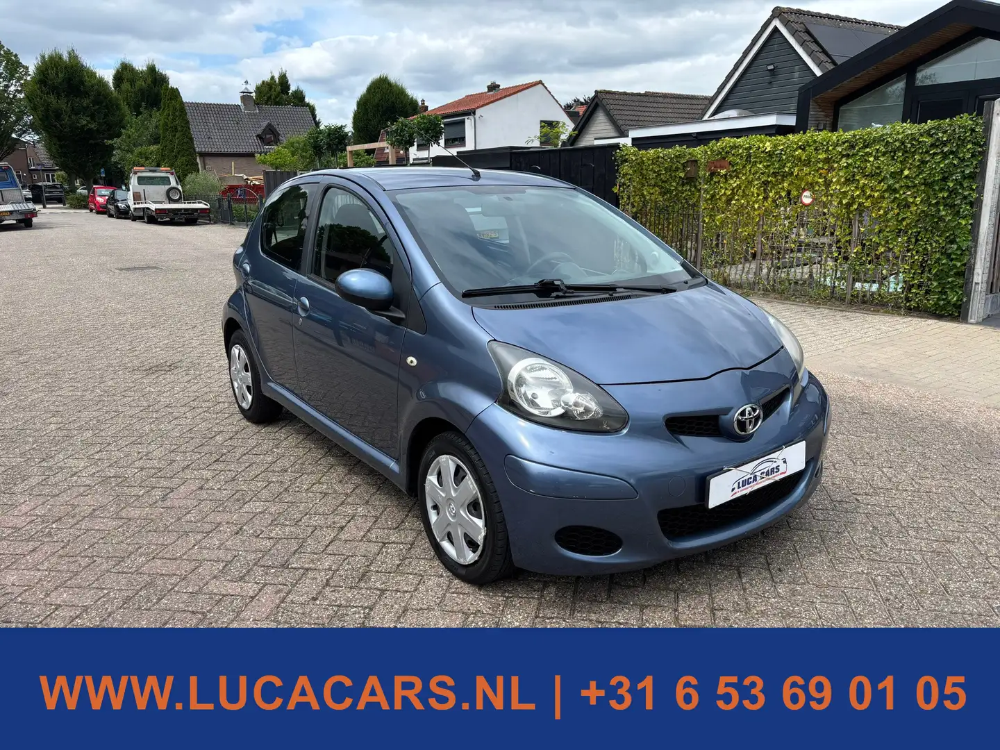 Toyota Aygo 1.0-12V Comfort AIRCO + NIEUWE APK! Blauw - 2