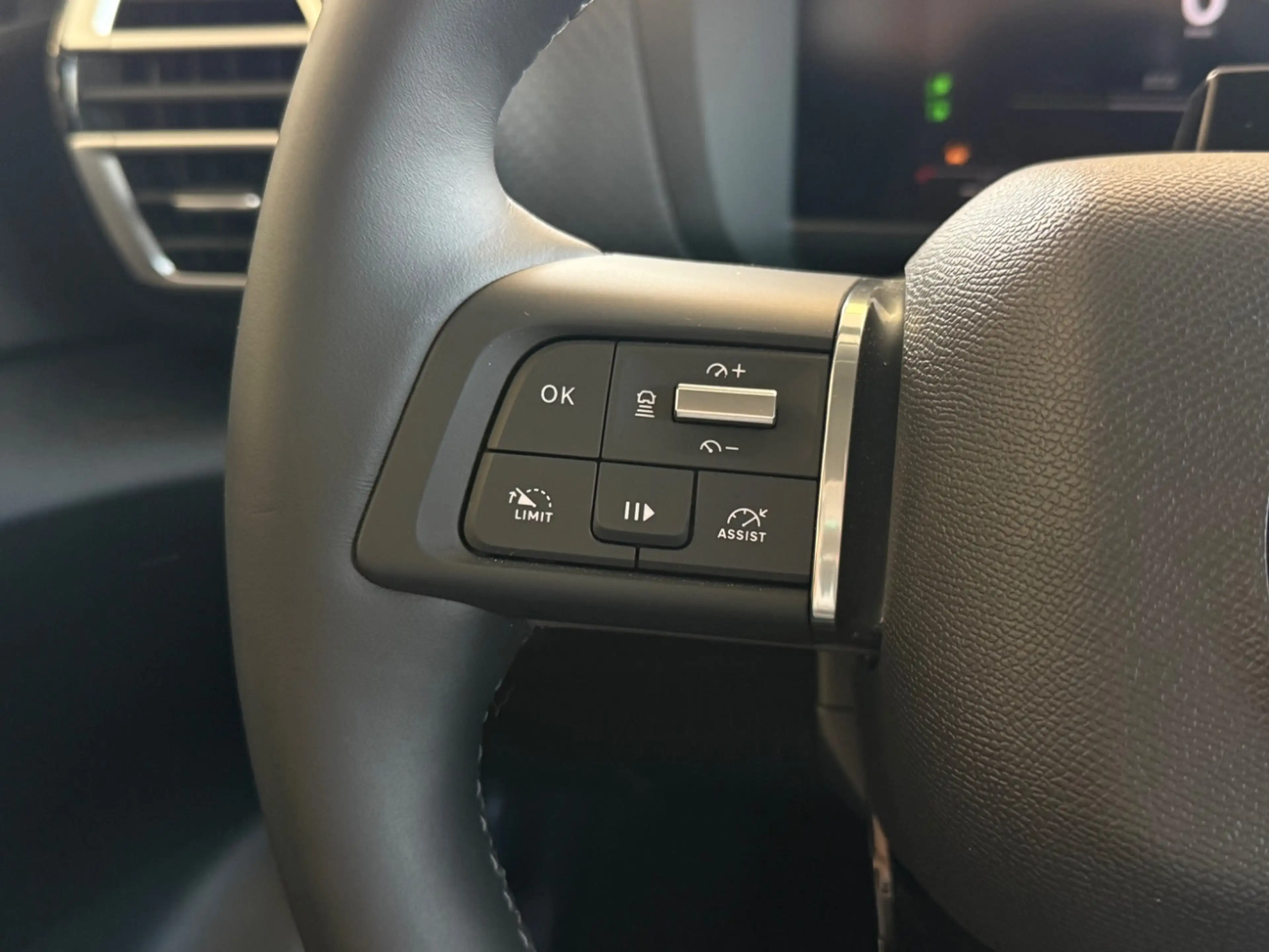 Citroen C4 1.2 145 Max — photo 15