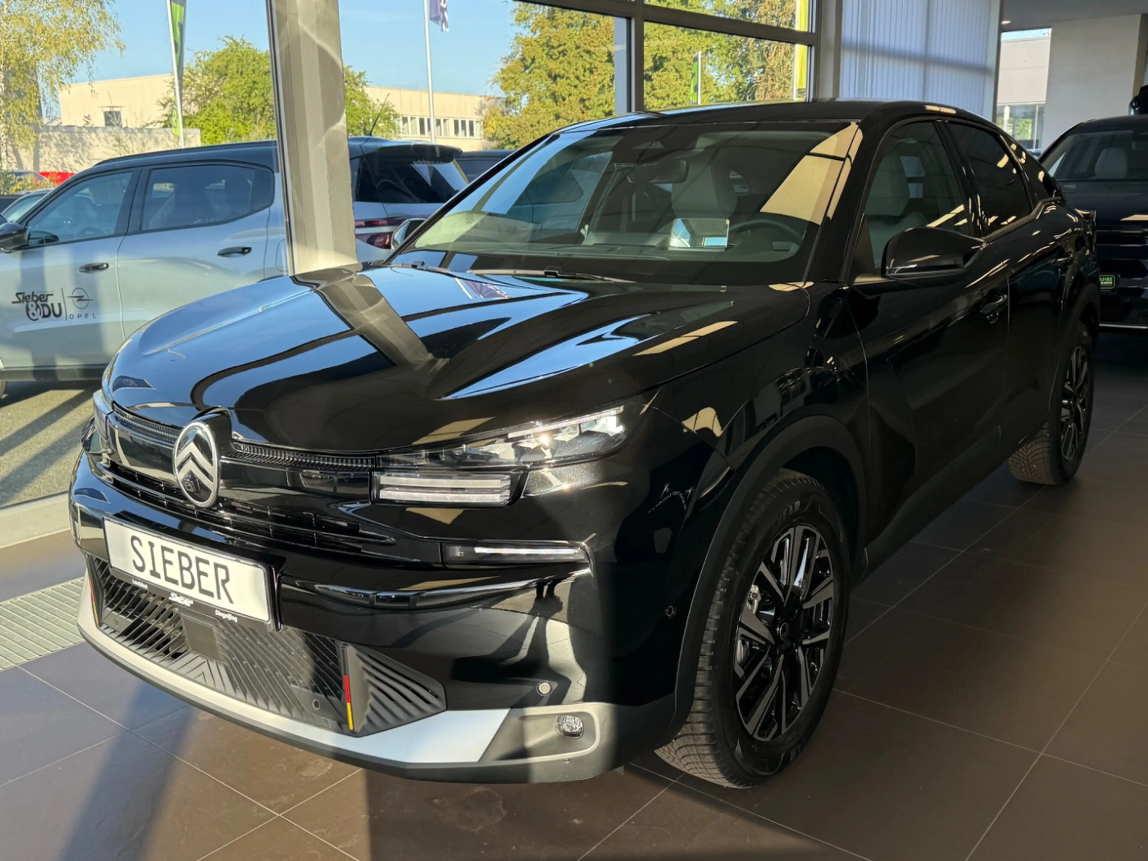 Citroen C4 1.2 145 Max — photo 2