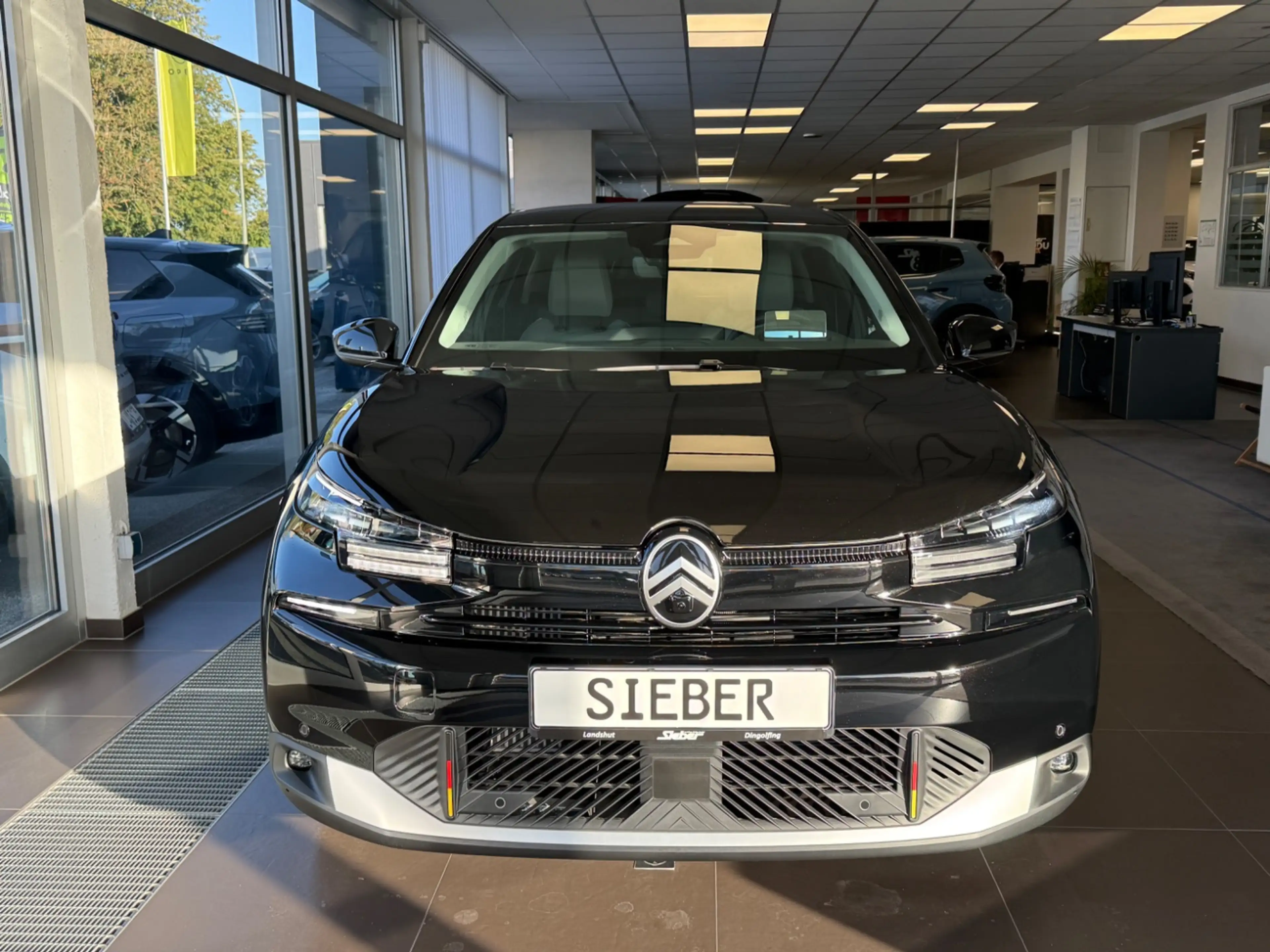 Citroen C4 1.2 145 Max — photo 3