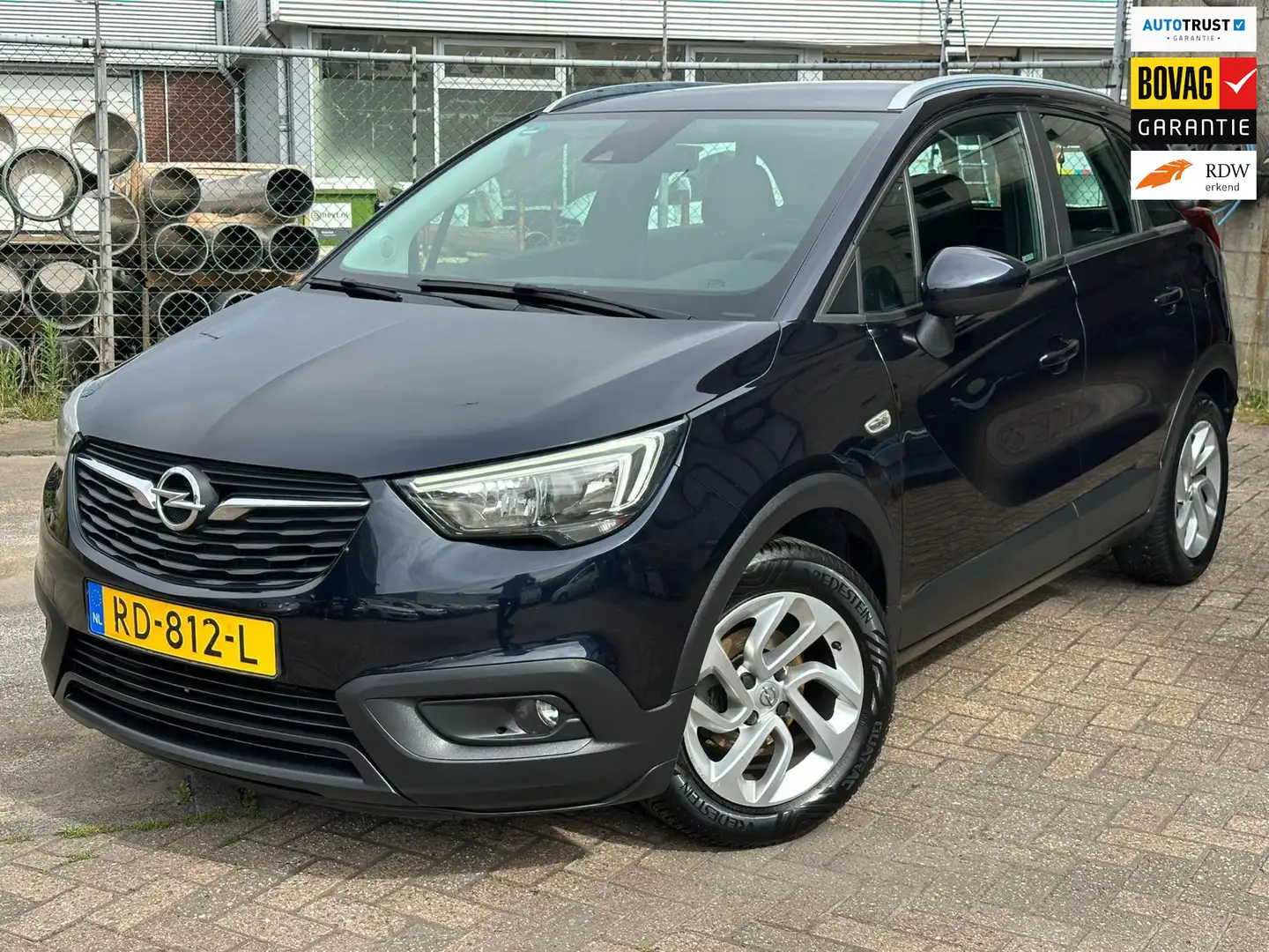 Opel Crossland X 1.2 Online Edition Blauw - 1