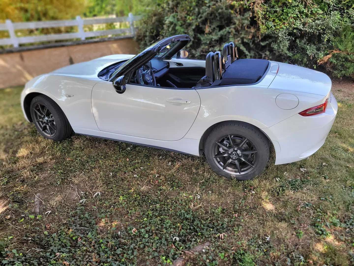 Mazda MX-5 MX5 Cabriolet 1.8i Hard Top Blanc - 2