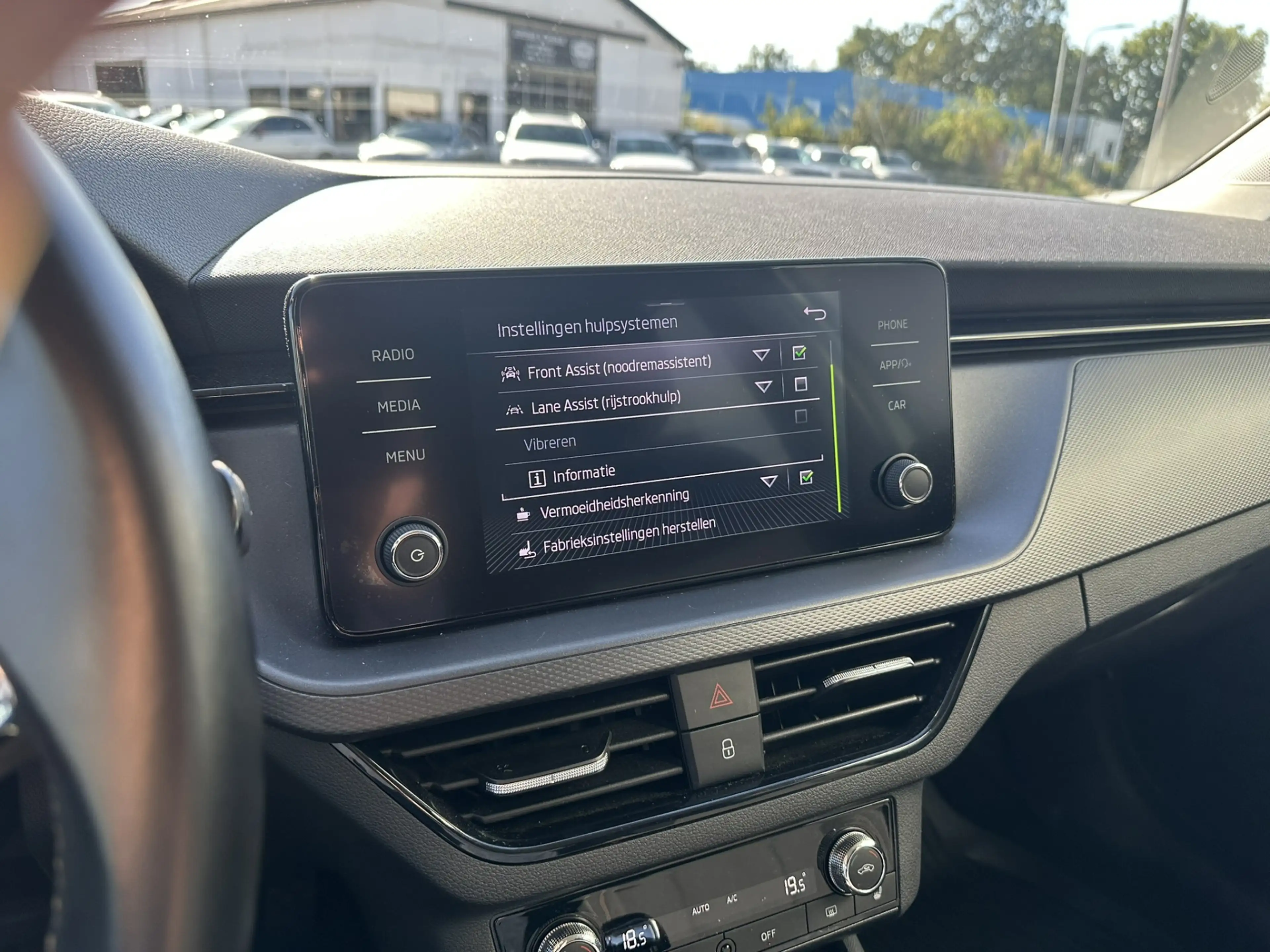 Skoda Kamiq 1.5 TSI ACT Business Edition | Trekhaak | Adapt. C — photo 45