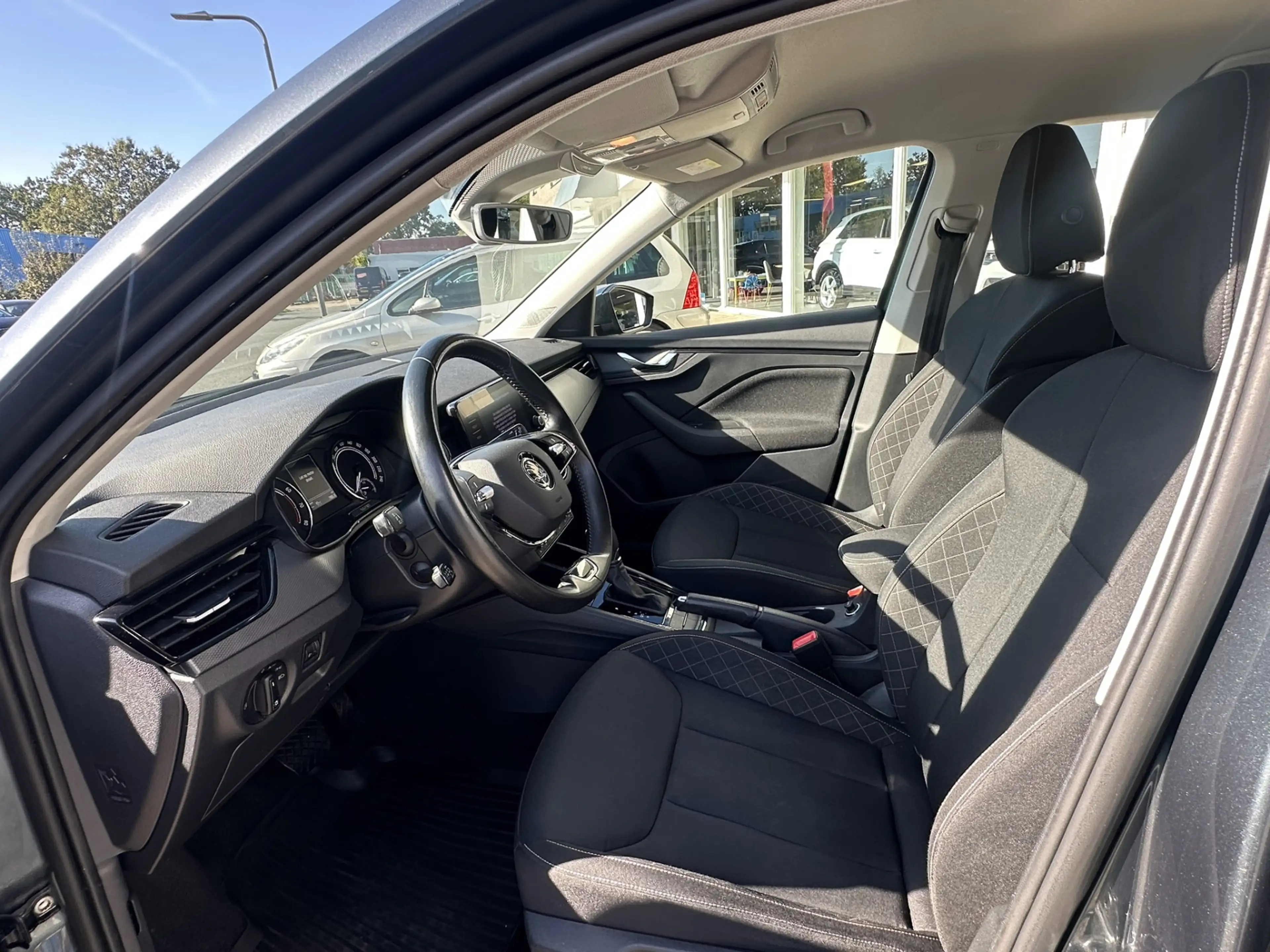Skoda Kamiq 1.5 TSI ACT Business Edition | Trekhaak | Adapt. C — photo 4
