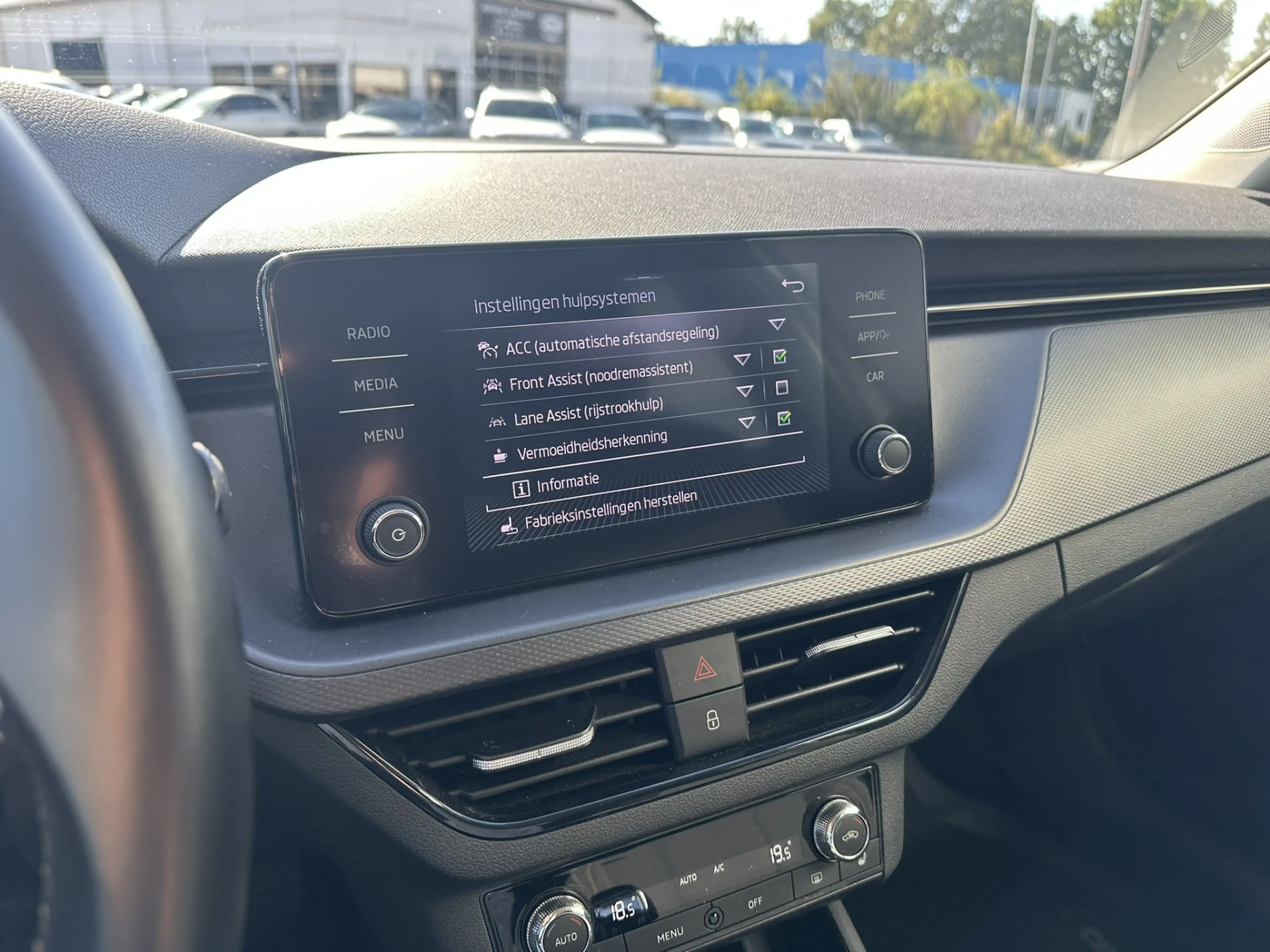 Skoda Kamiq 1.5 TSI ACT Business Edition | Trekhaak | Adapt. C — photo 46