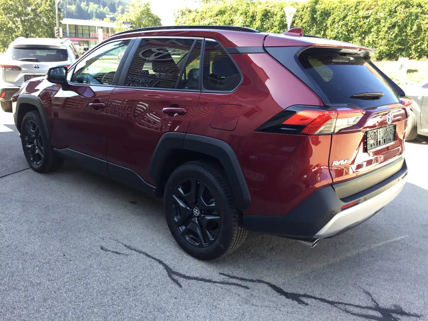 Toyota RAV 4 2,5 Hybrid Adventure AWD-i Rot - 2