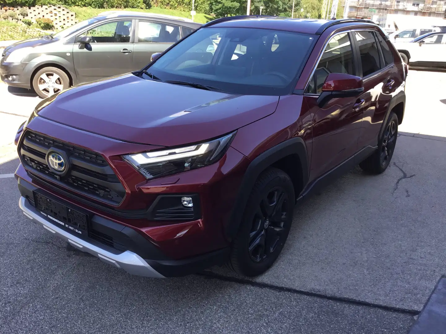 Toyota RAV 4 2,5 Hybrid Adventure AWD-i Rot - 1