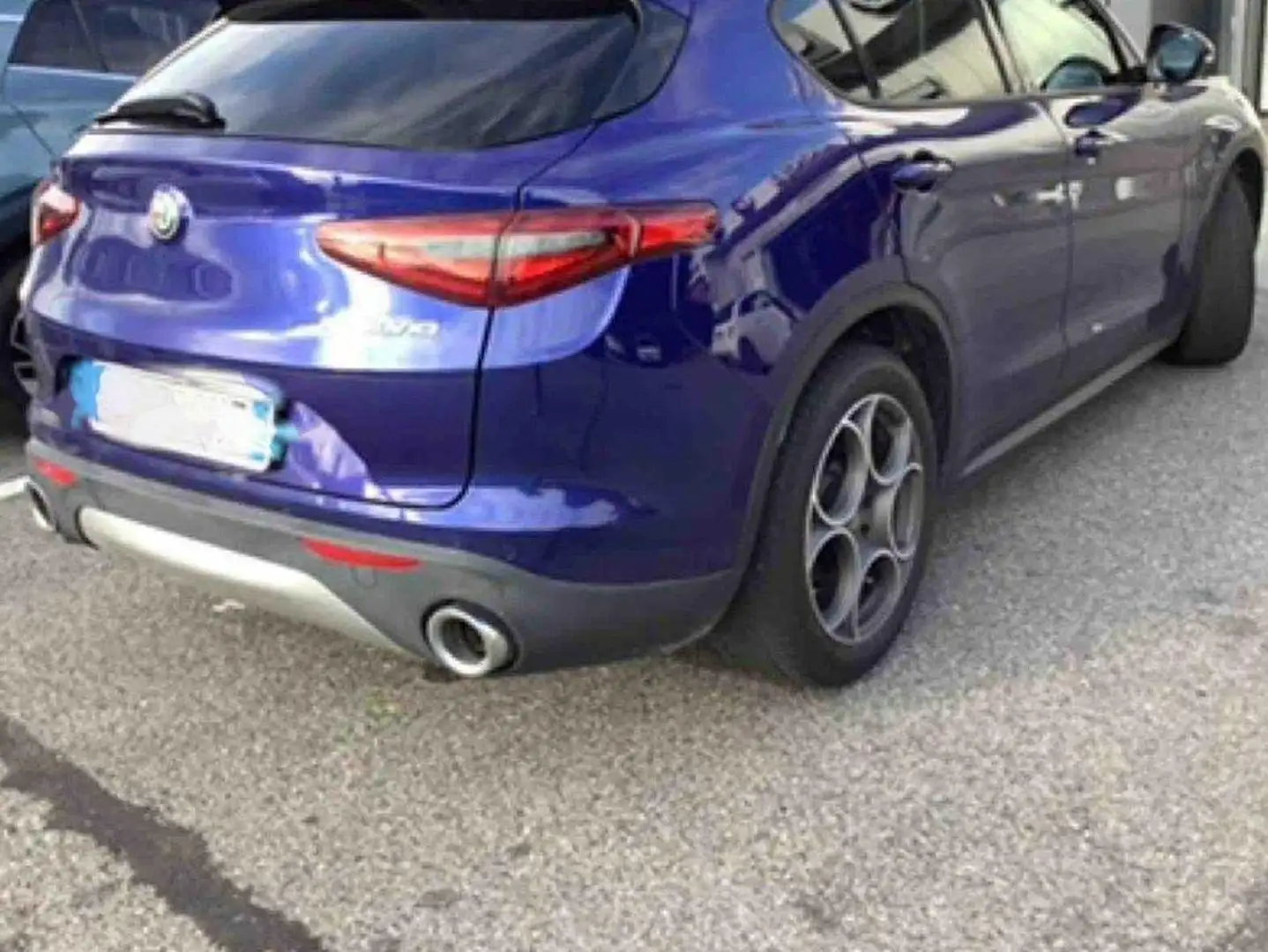 Alfa Romeo Stelvio 2.2 TD 160Cv AT8 TETTO A PINZA GIALLA CERCHIO 19 Blu/Azzurro - 2