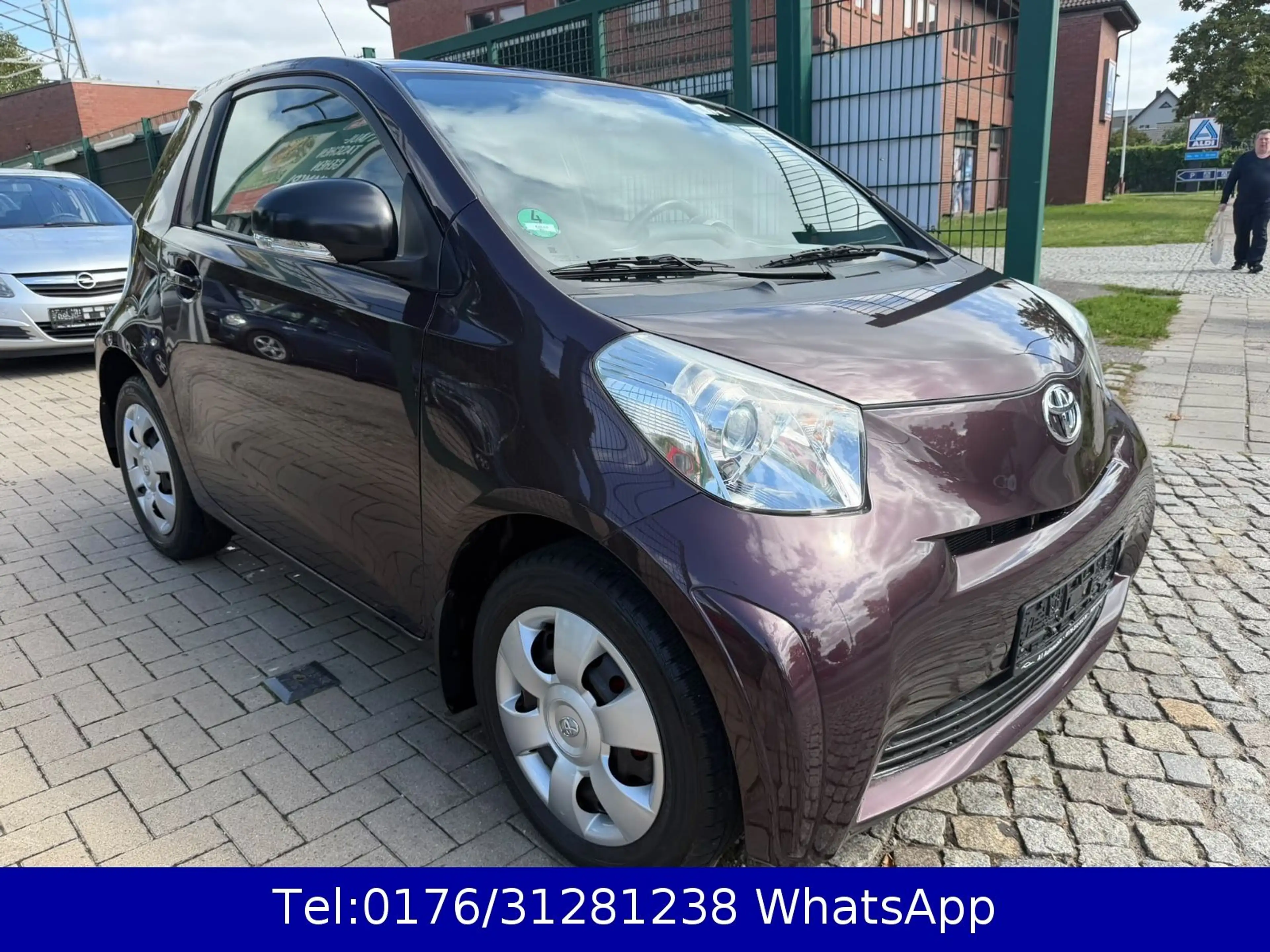 Toyota iQ iQ !! Automatik !! Klima !! 94 TKM !! Tüv-Neu — photo 4