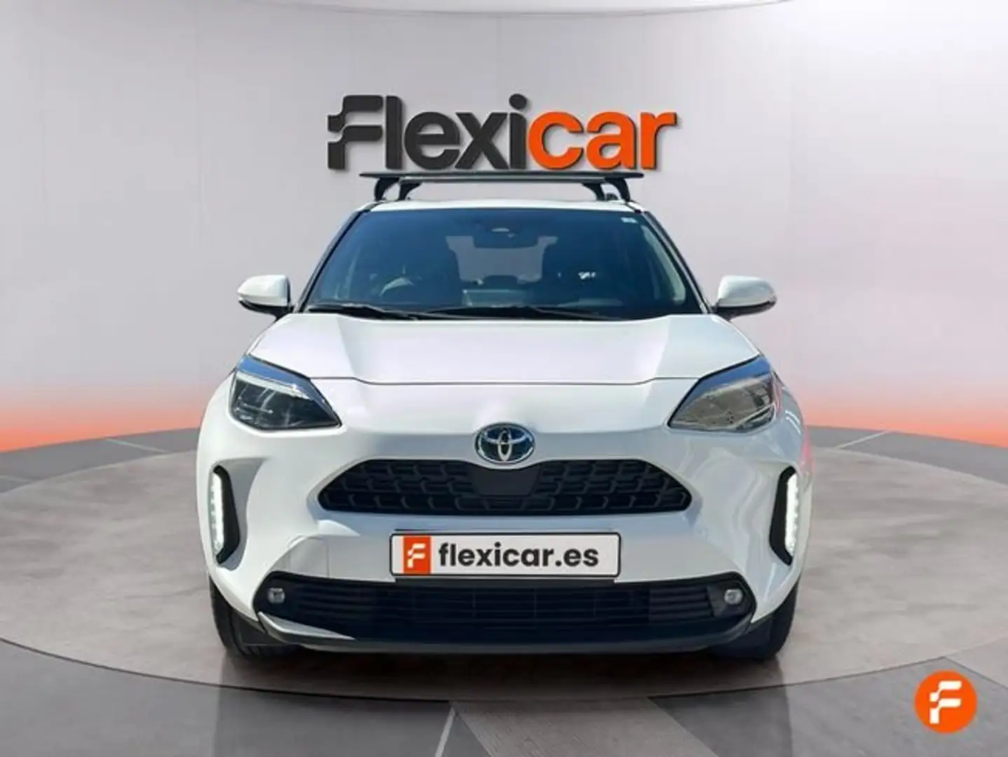 Toyota Yaris Cross 120H Active Plus Blanco - 2